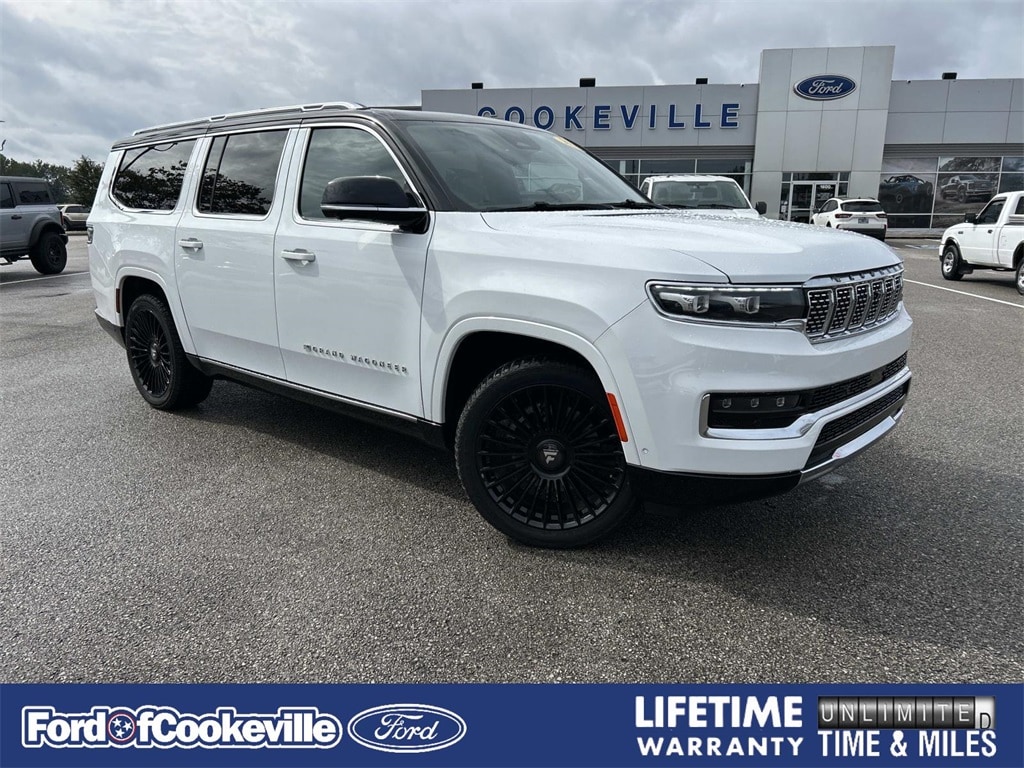 2023 Jeep Grand Wagoneer L Series II's photo