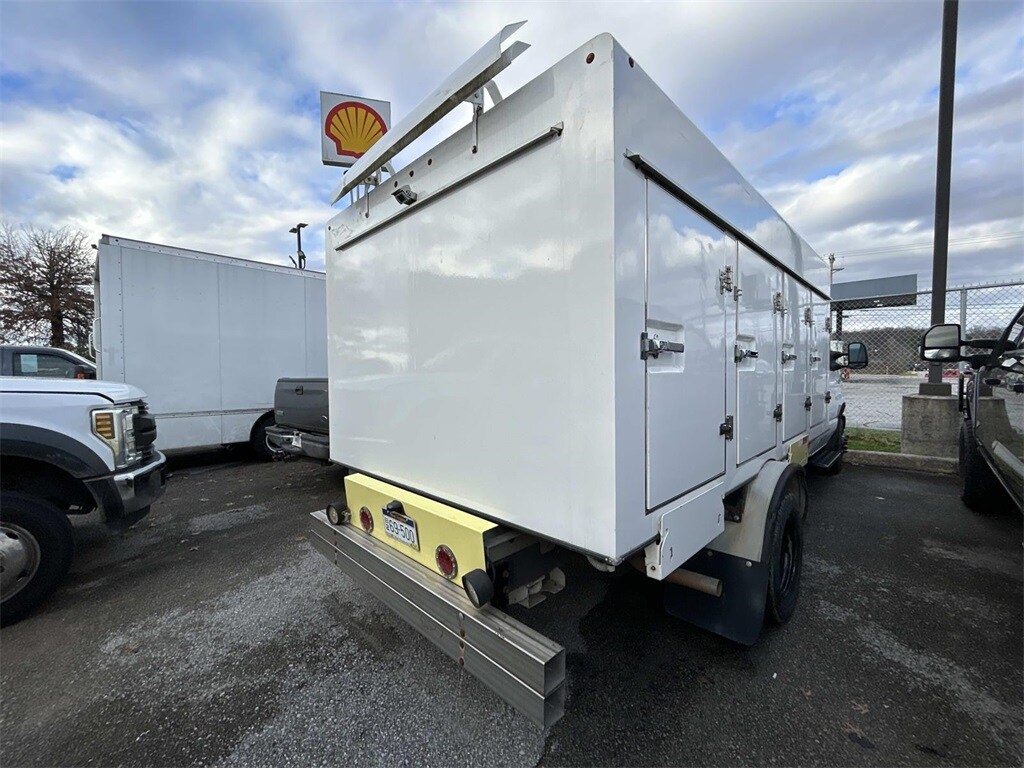 Used 2018 Ford E-450SD Base Cab/Chassis