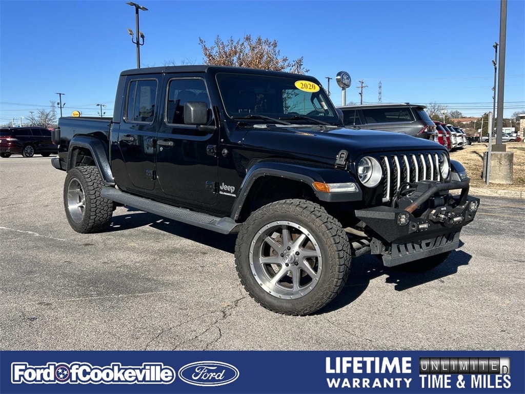 2020 Jeep Gladiator Overland's photo