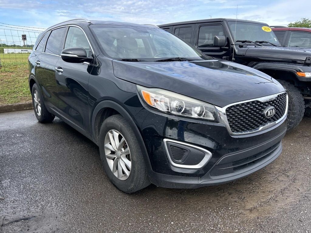 Used 2017 Kia Sorento LX SUV