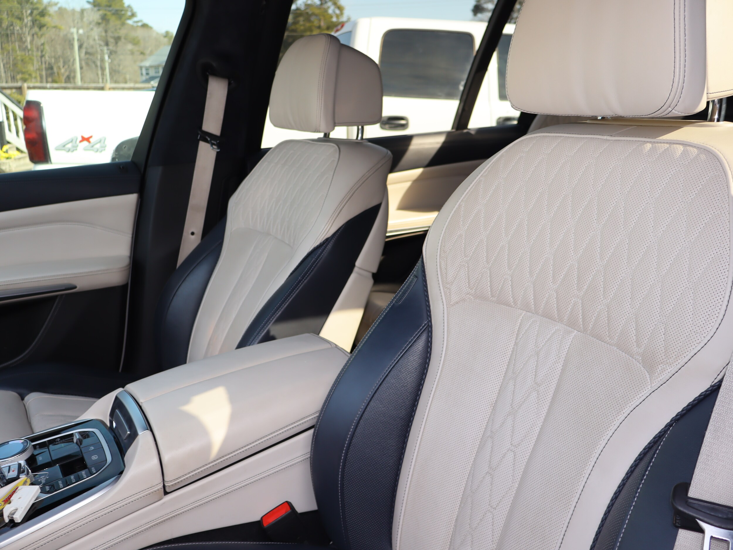 2021 BMW X7 M50i - Photo 13