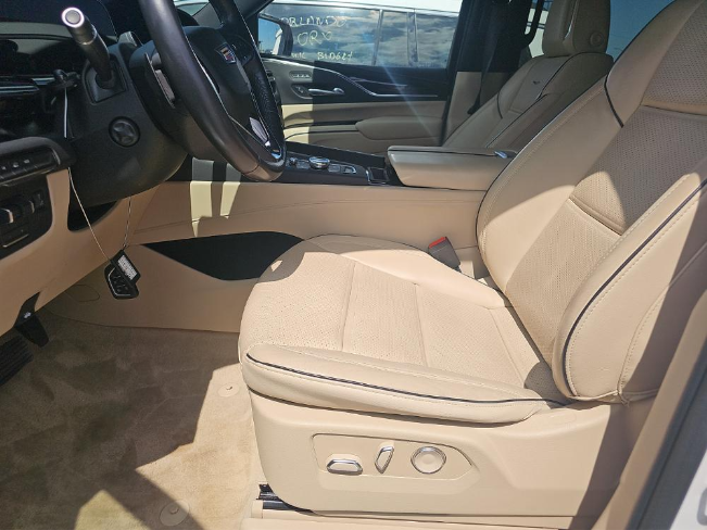 2023 CADILLAC Escalade Premium Luxury - 7