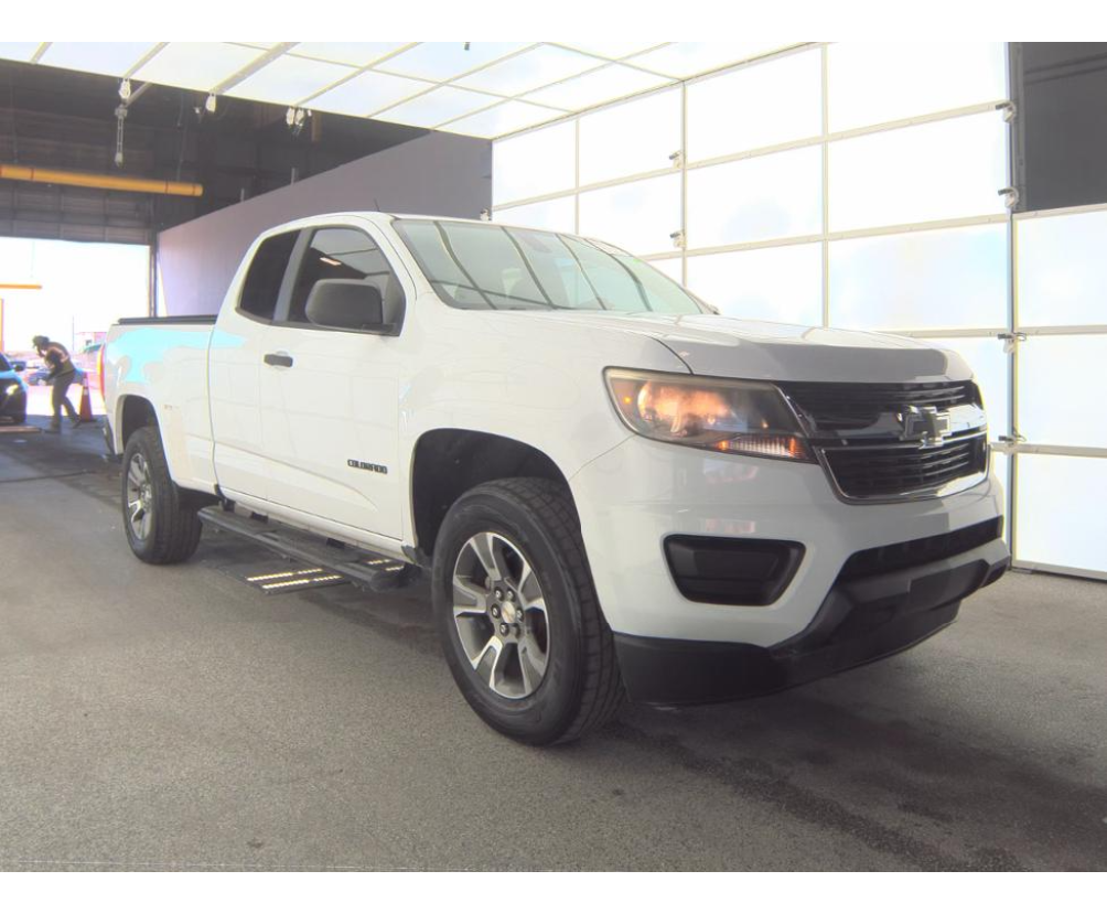 2016 Chevrolet Colorado Work Truck photo 3