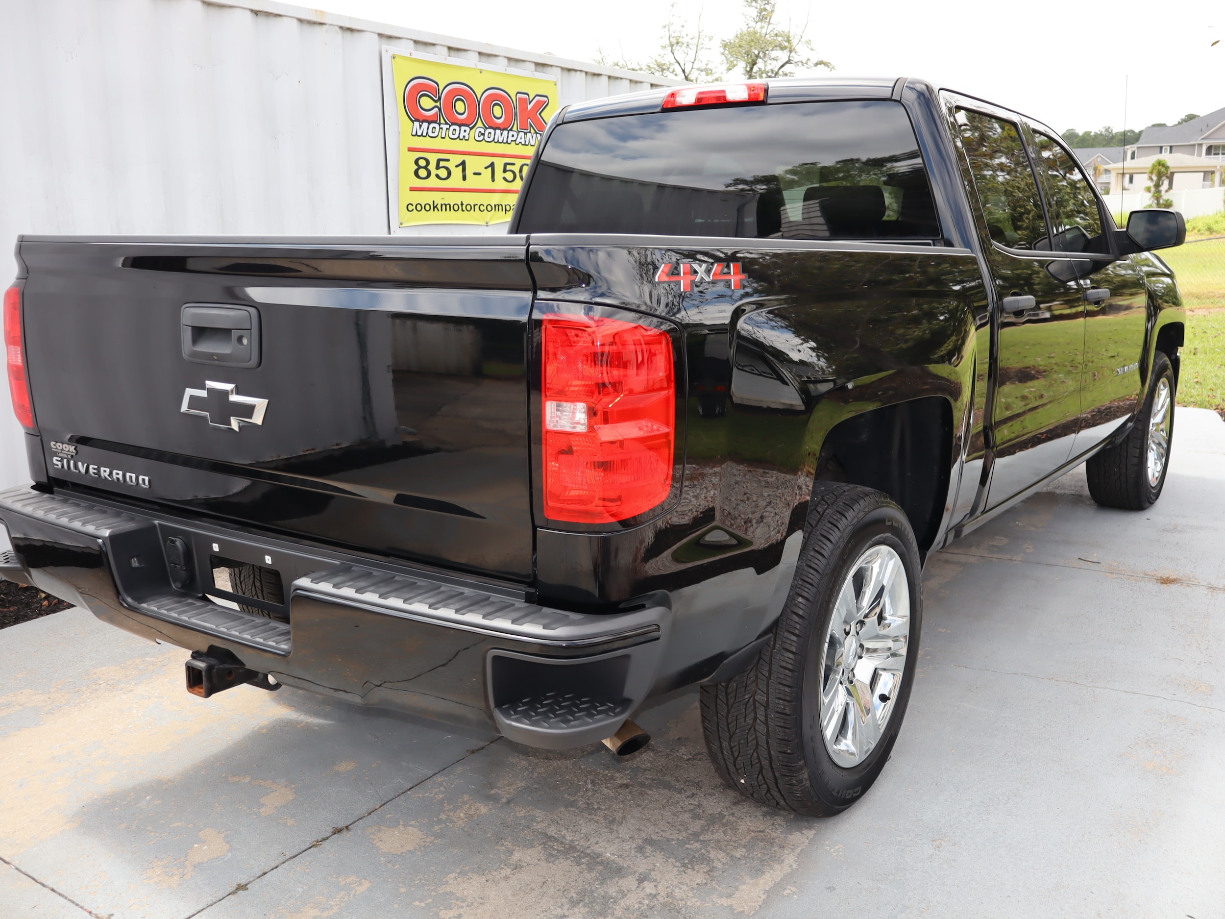 2018 Chevrolet Silverado 1500 Silverado Custom 4x4 Crew - 9
