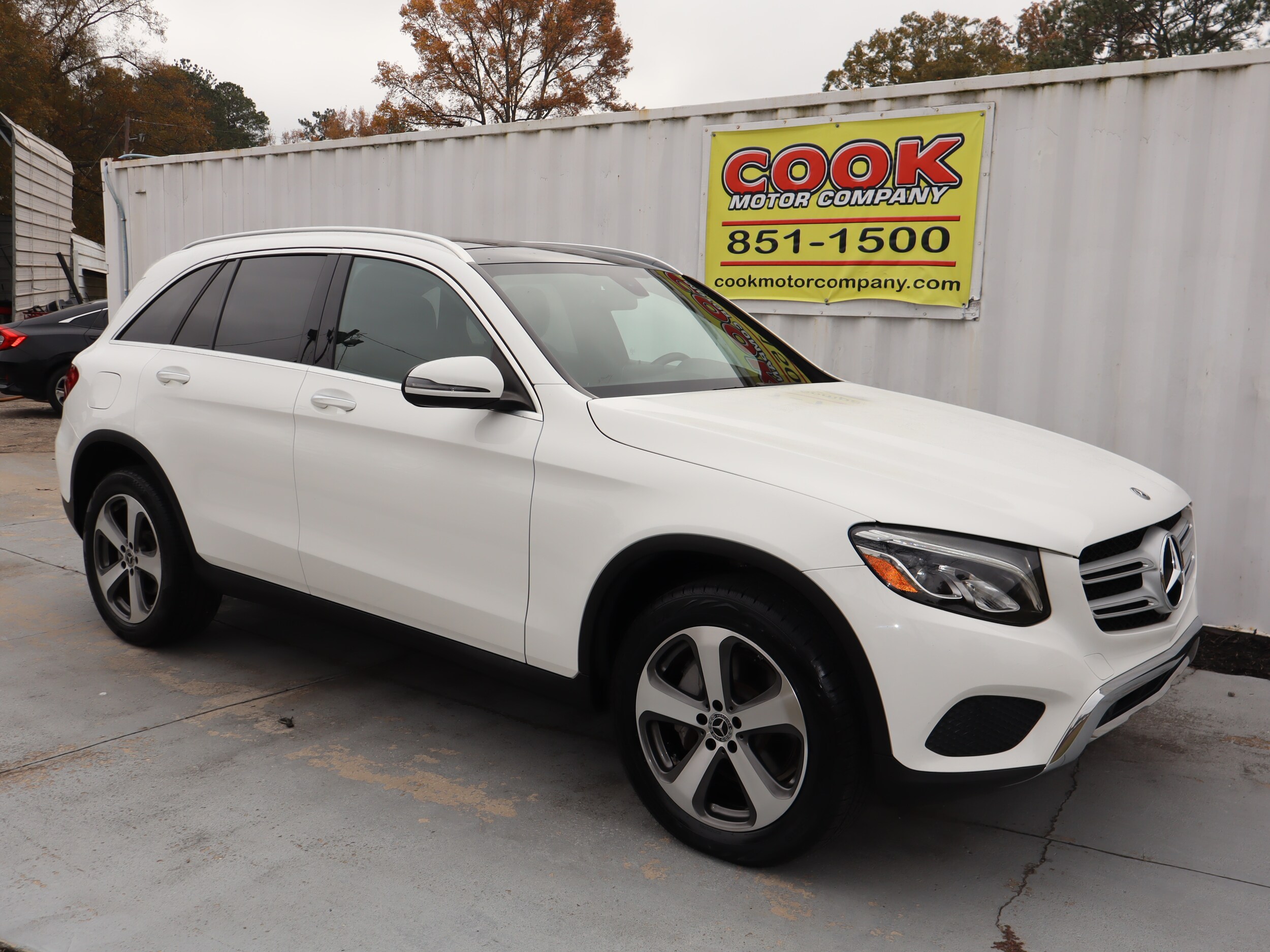 2019 Mercedes Benz GLC 300 photo 3