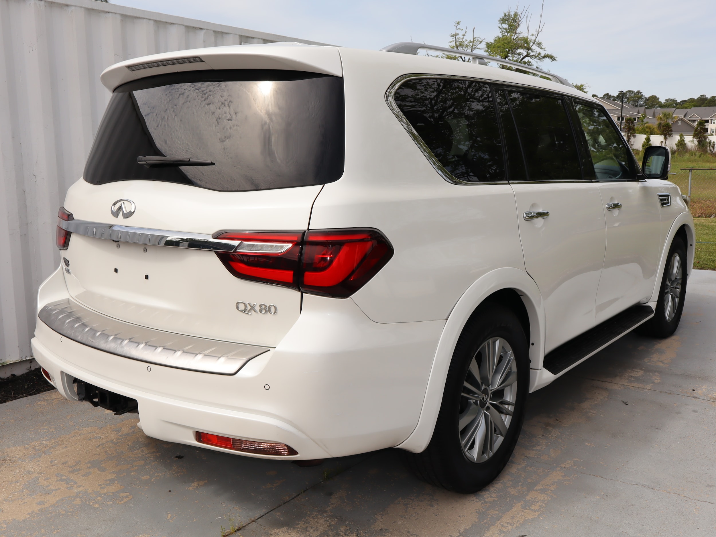 2021 INFINITI QX80 LUXE - 9