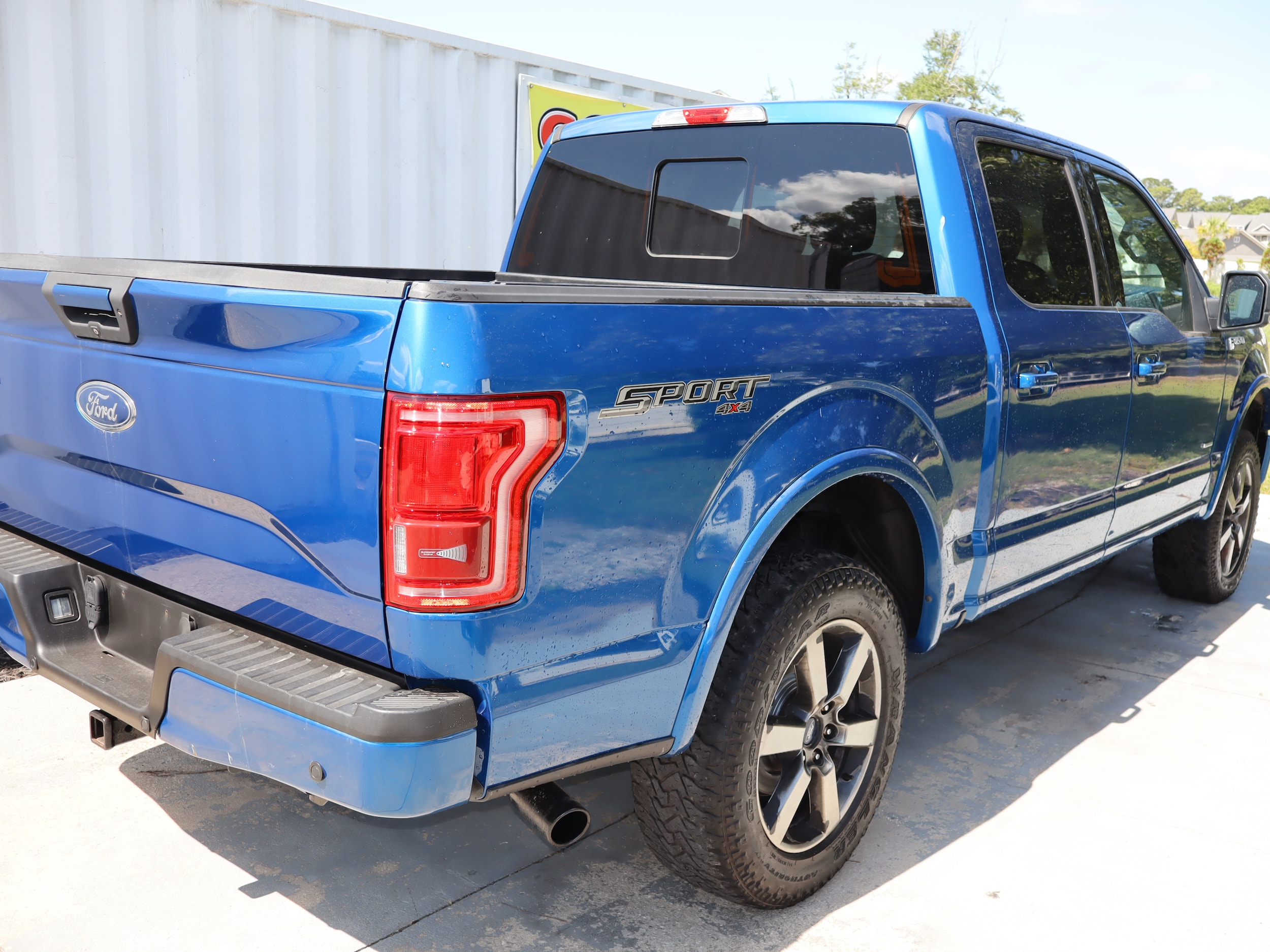 2017 Ford F-150 XLT 4X4 SUPER CREW - 9