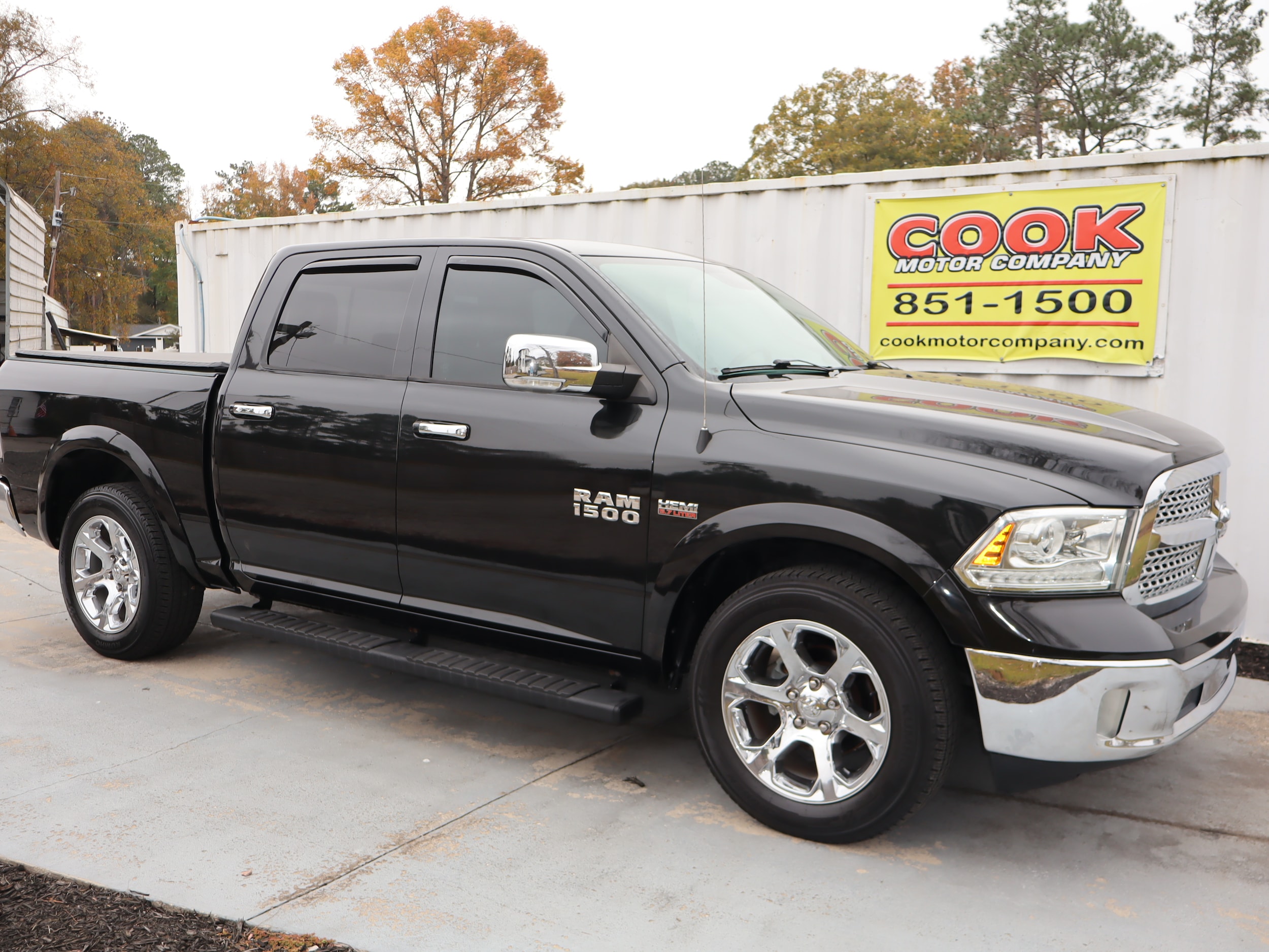 2018 Ram 1500 Laramie Crew Cab - 1