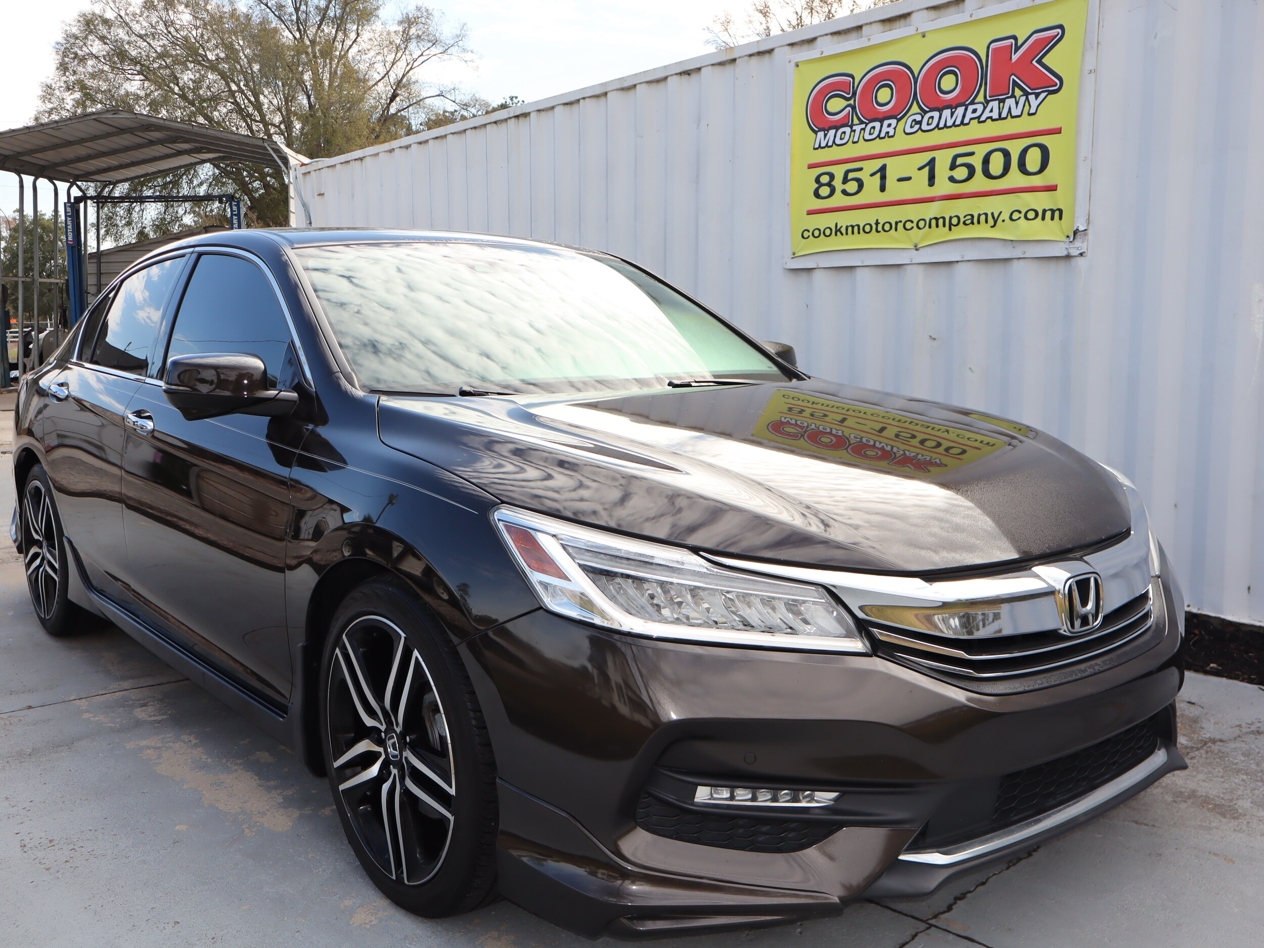 2017 Honda Accord Touring V6 photo 4