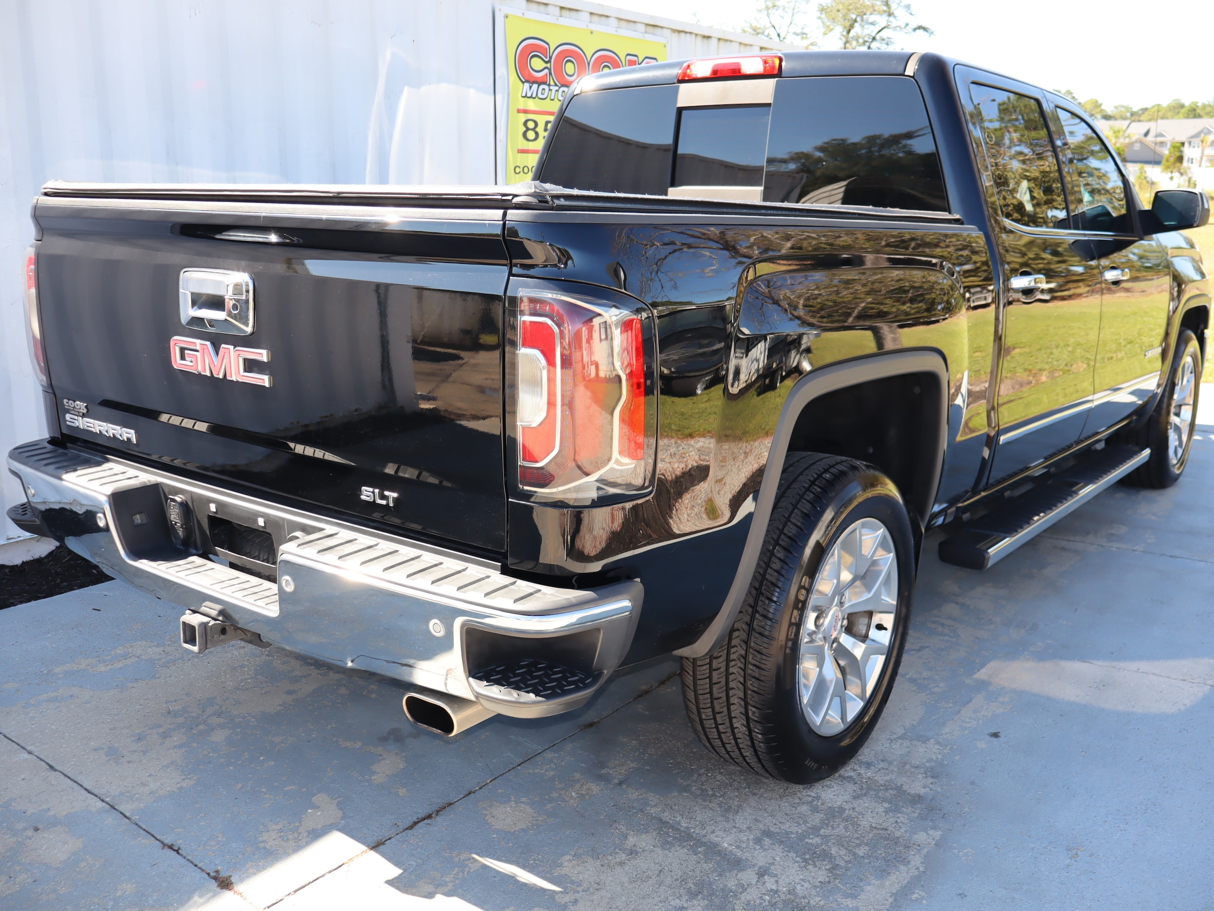 2018 GMC Sierra 1500 SLT CREW CAB - 8