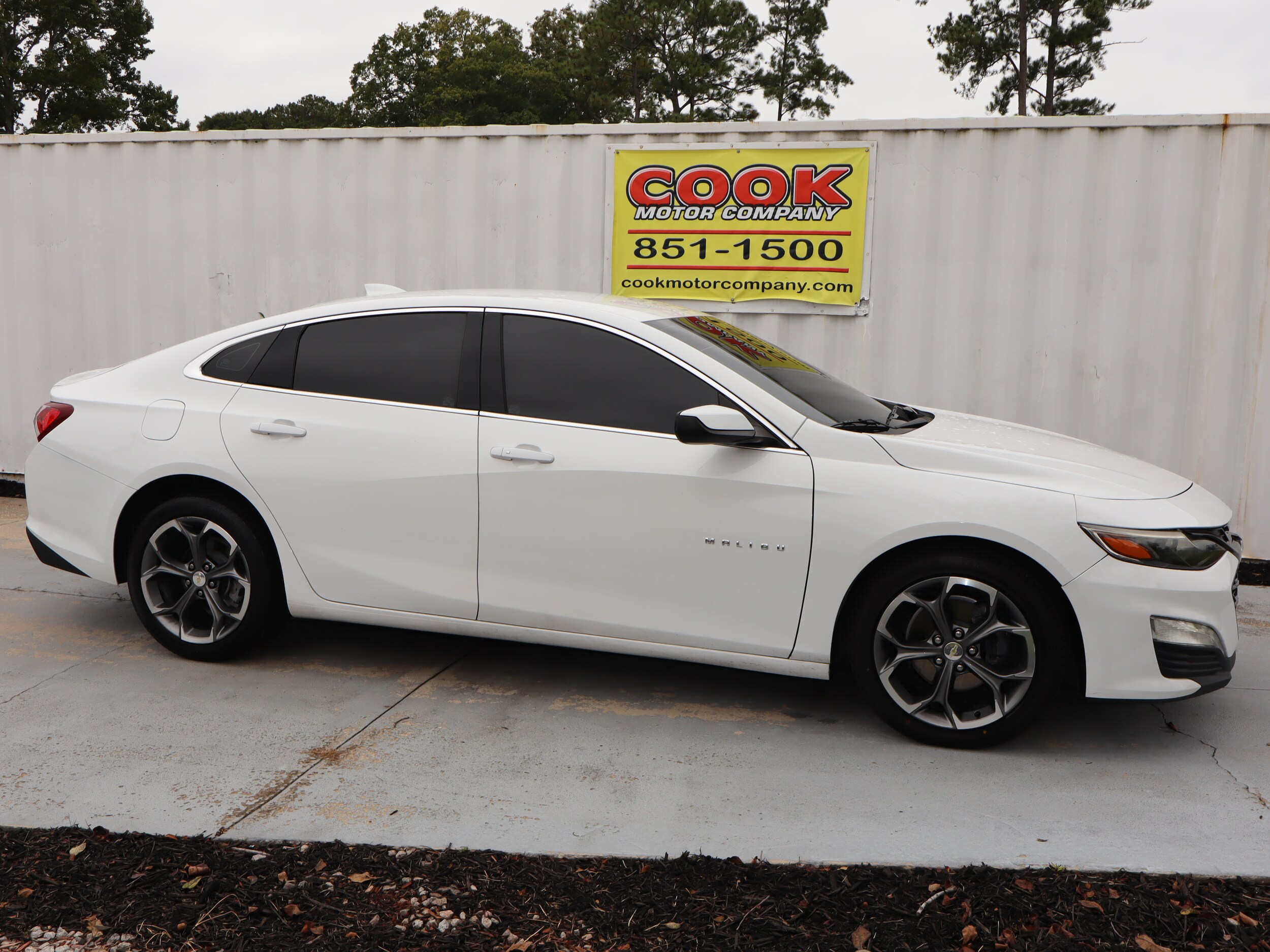 2022 Chevrolet Malibu 1LT photo 3