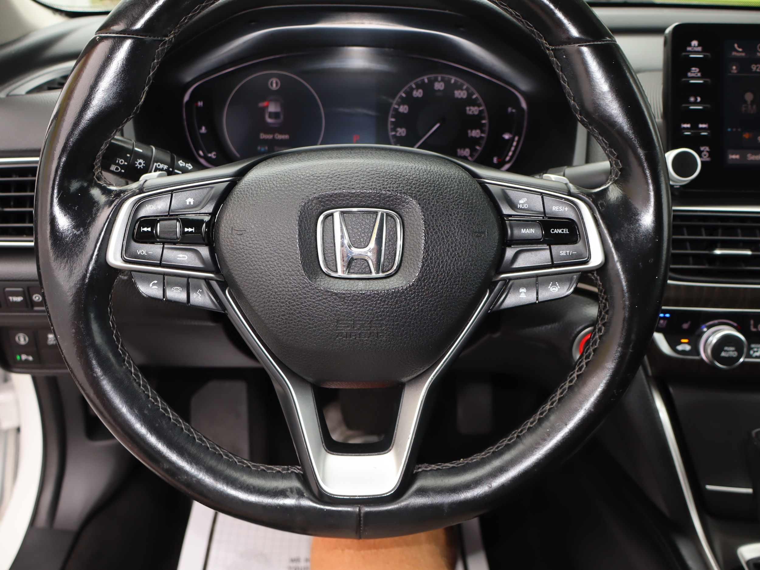 2018 Honda Accord Touring - Photo 19