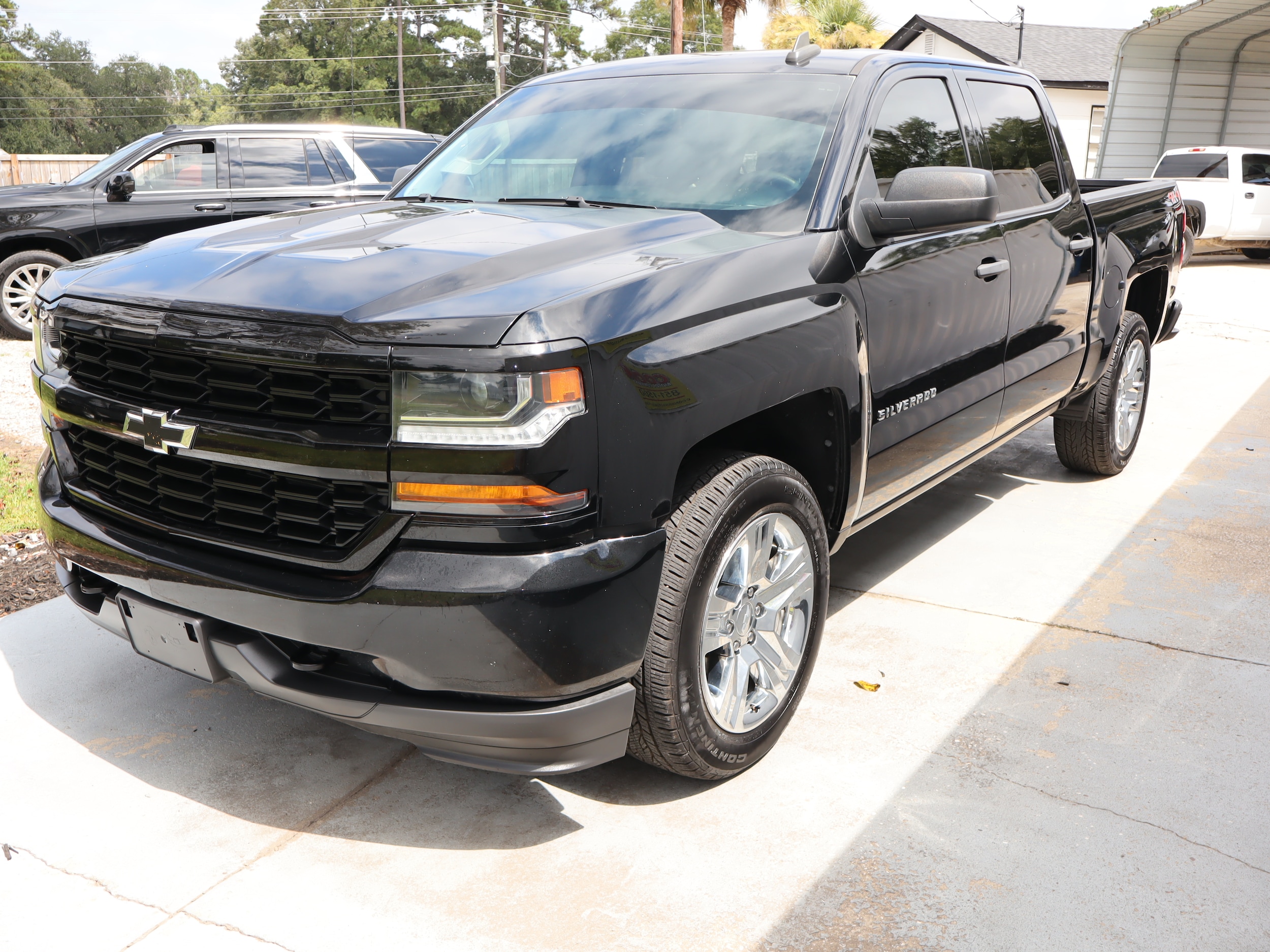 2018 Chevrolet Silverado 1500 Silverado Custom 4x4 Crew - 6