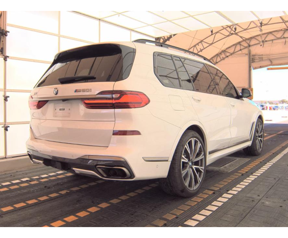 2021 Bmw X7 M50i photo 3