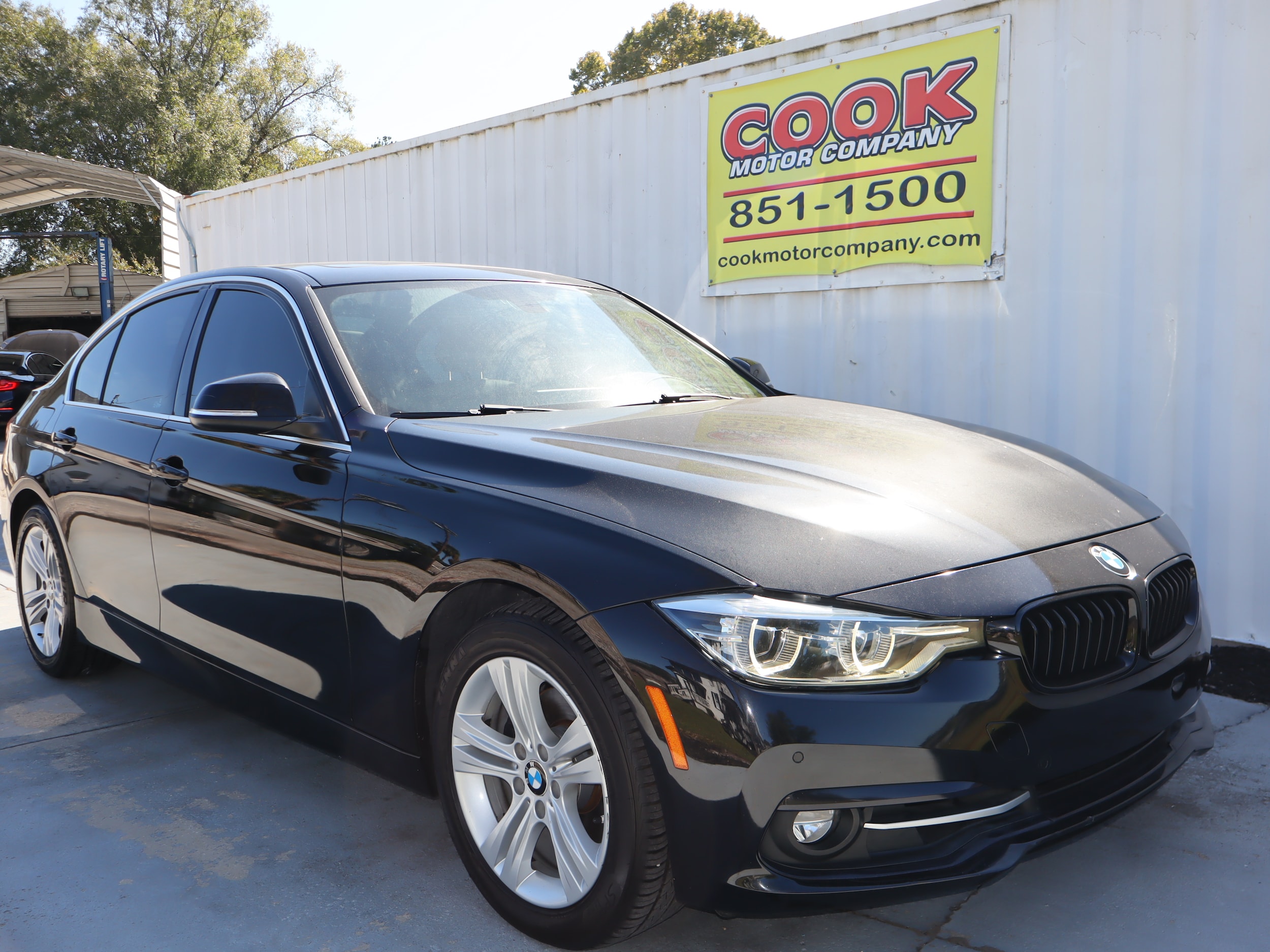 2018 BMW 330i Premium - 3