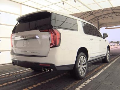 2021 GMC Yukon XL Denali - 4