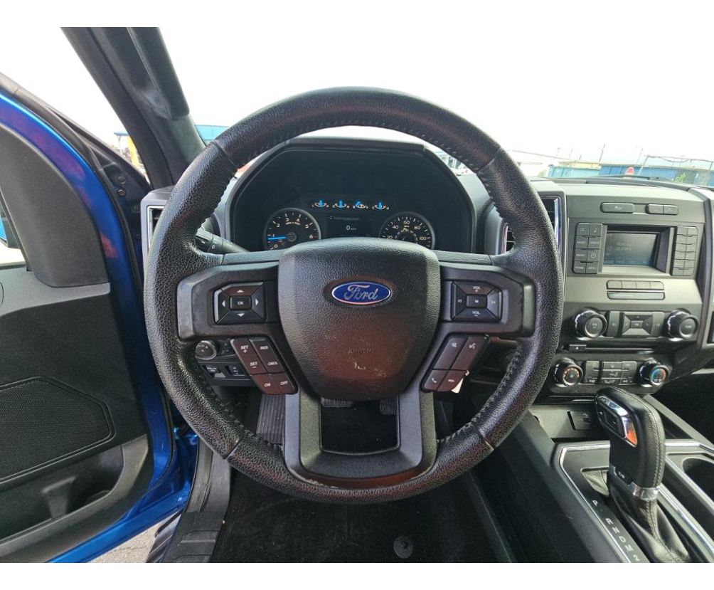 2016 Ford F-150 XLT 4X4 SUPER CREW - 9