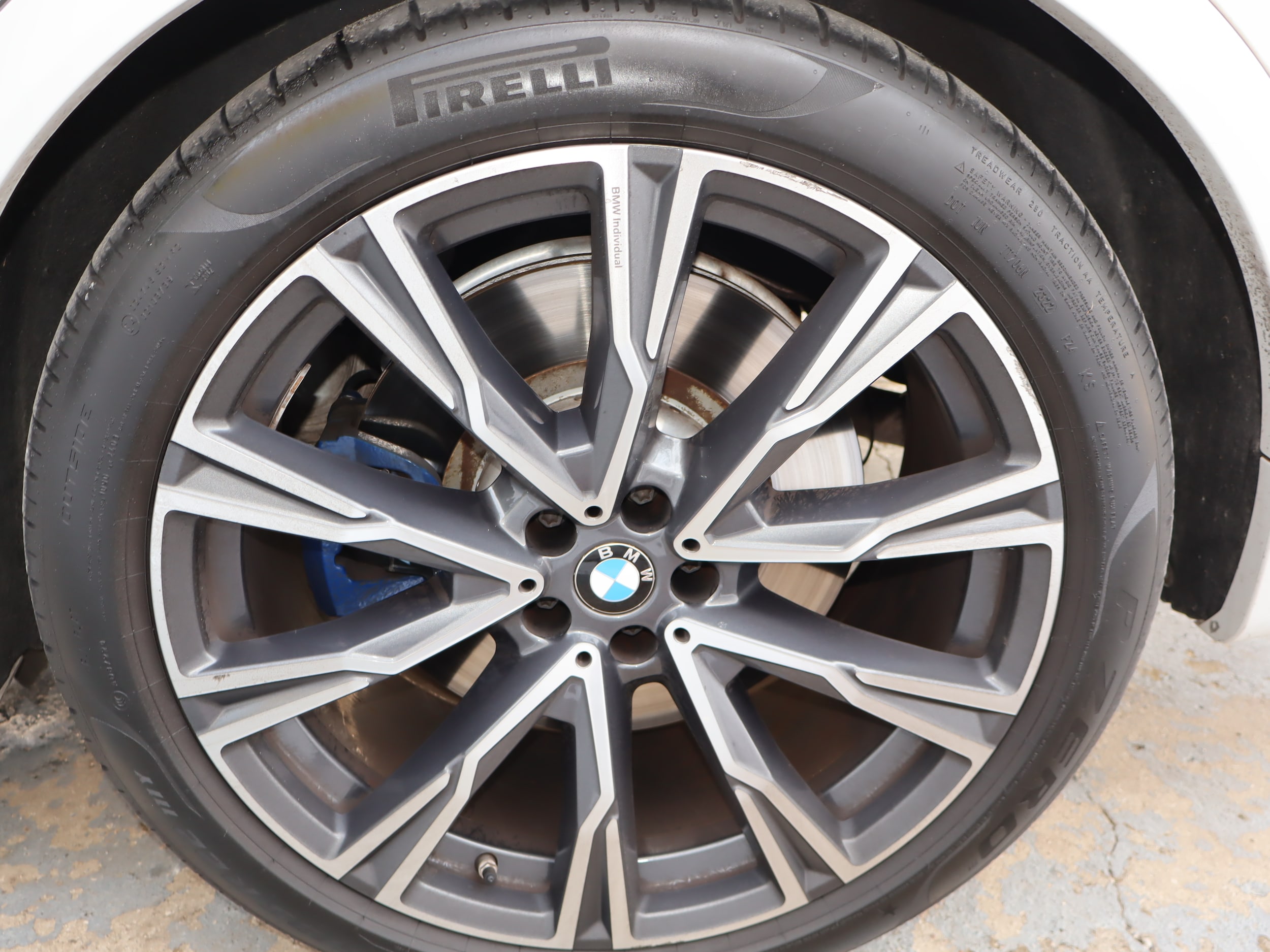 2021 BMW X7 M50i - Photo 19