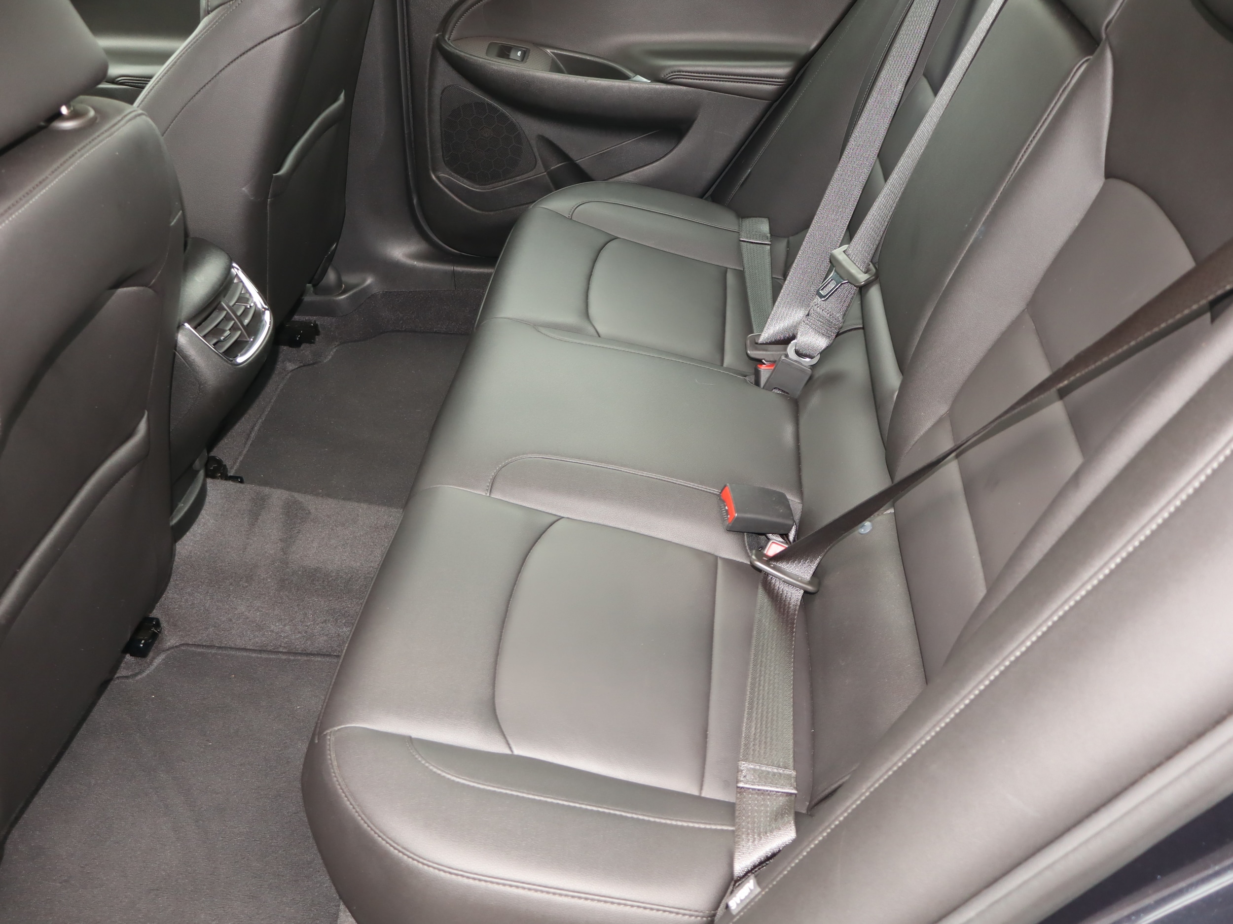 2022 Chevrolet Malibu LT - 11