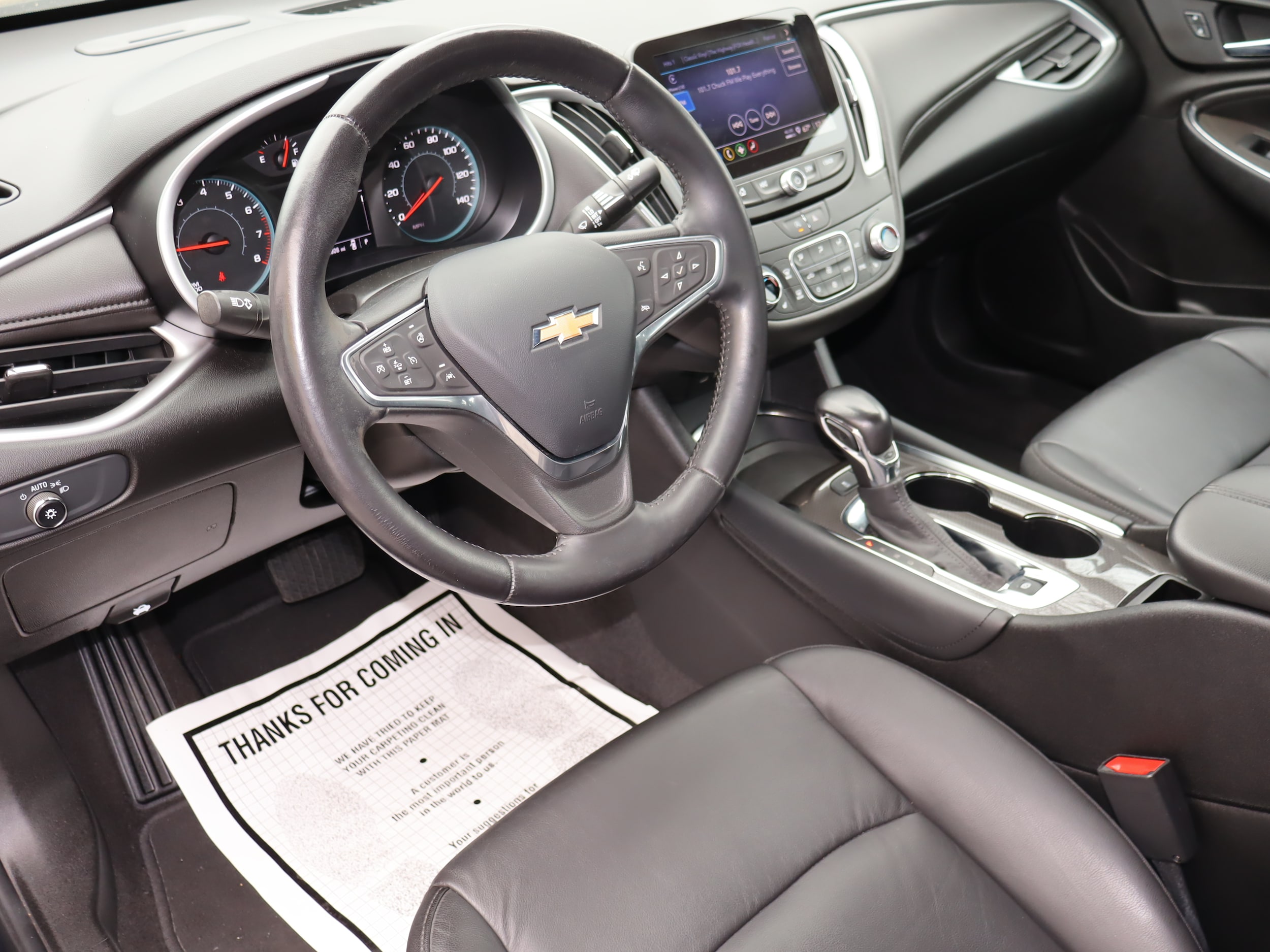 2022 Chevrolet Malibu LT - 8