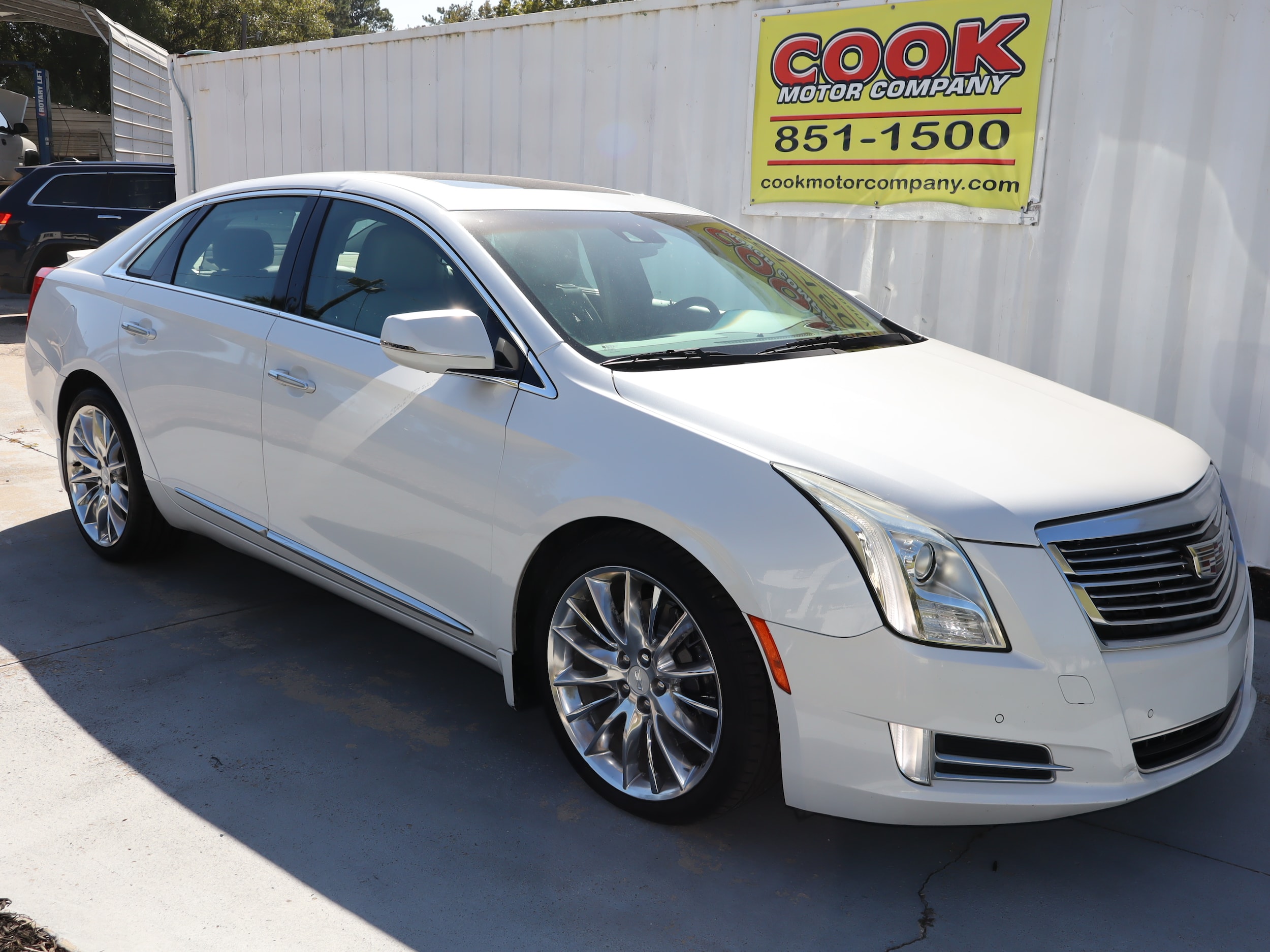 2016 CADILLAC XTS V-Sport Platinum Twin Turbo - 0