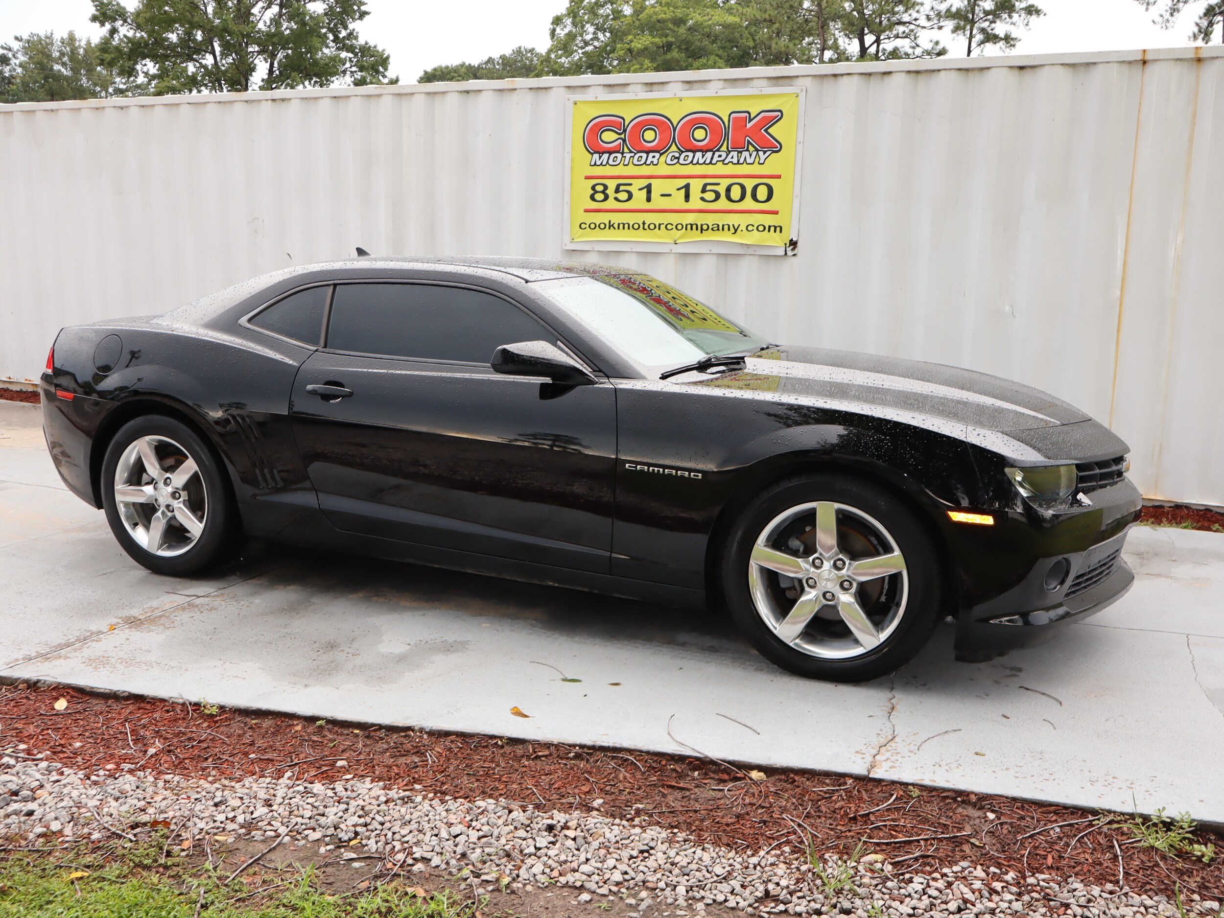 2015 Chevrolet Camaro 1LT photo 3