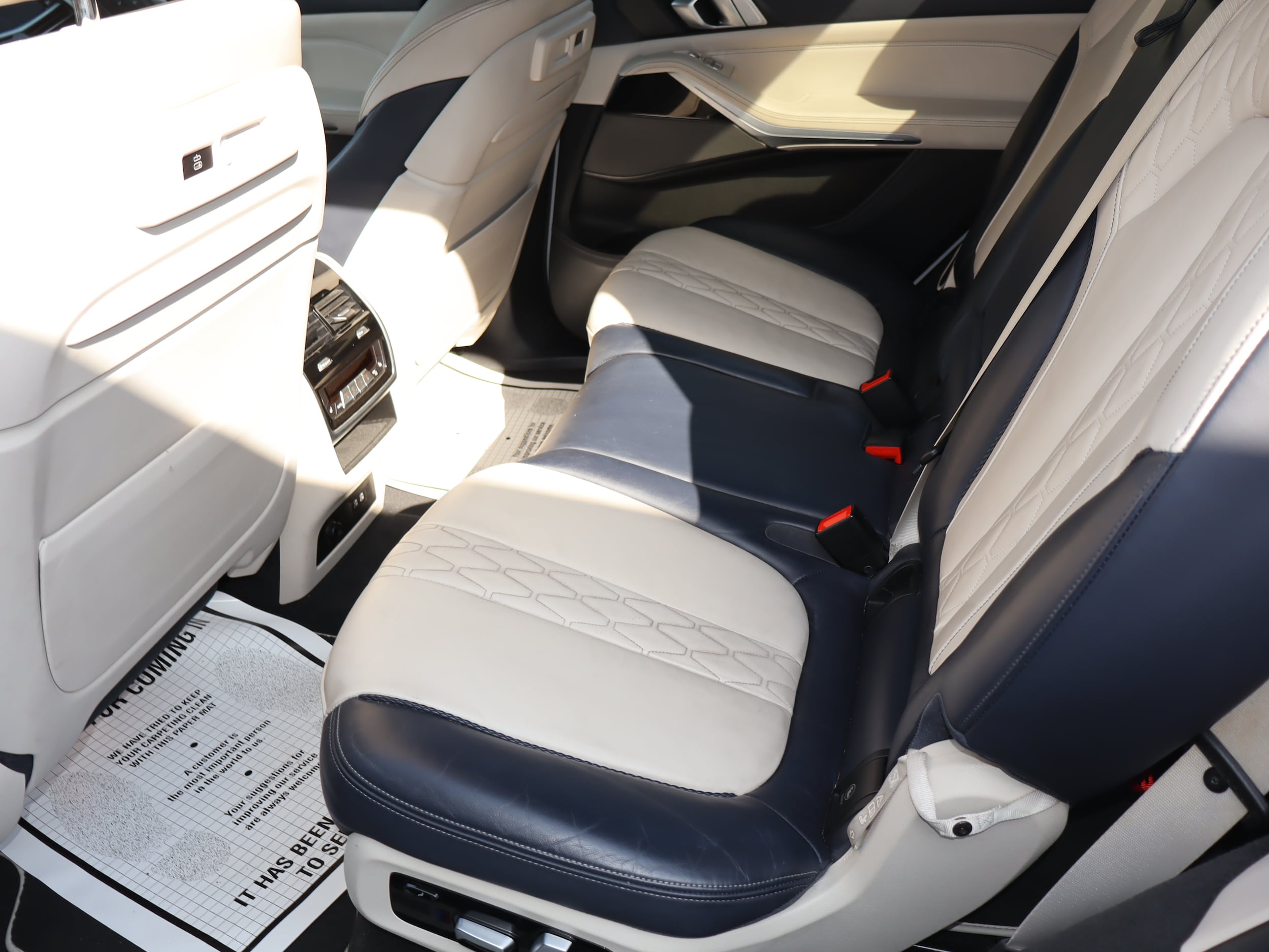 2021 BMW X7 M50i - Photo 15