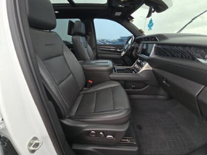 2021 GMC Yukon XL Denali - 10