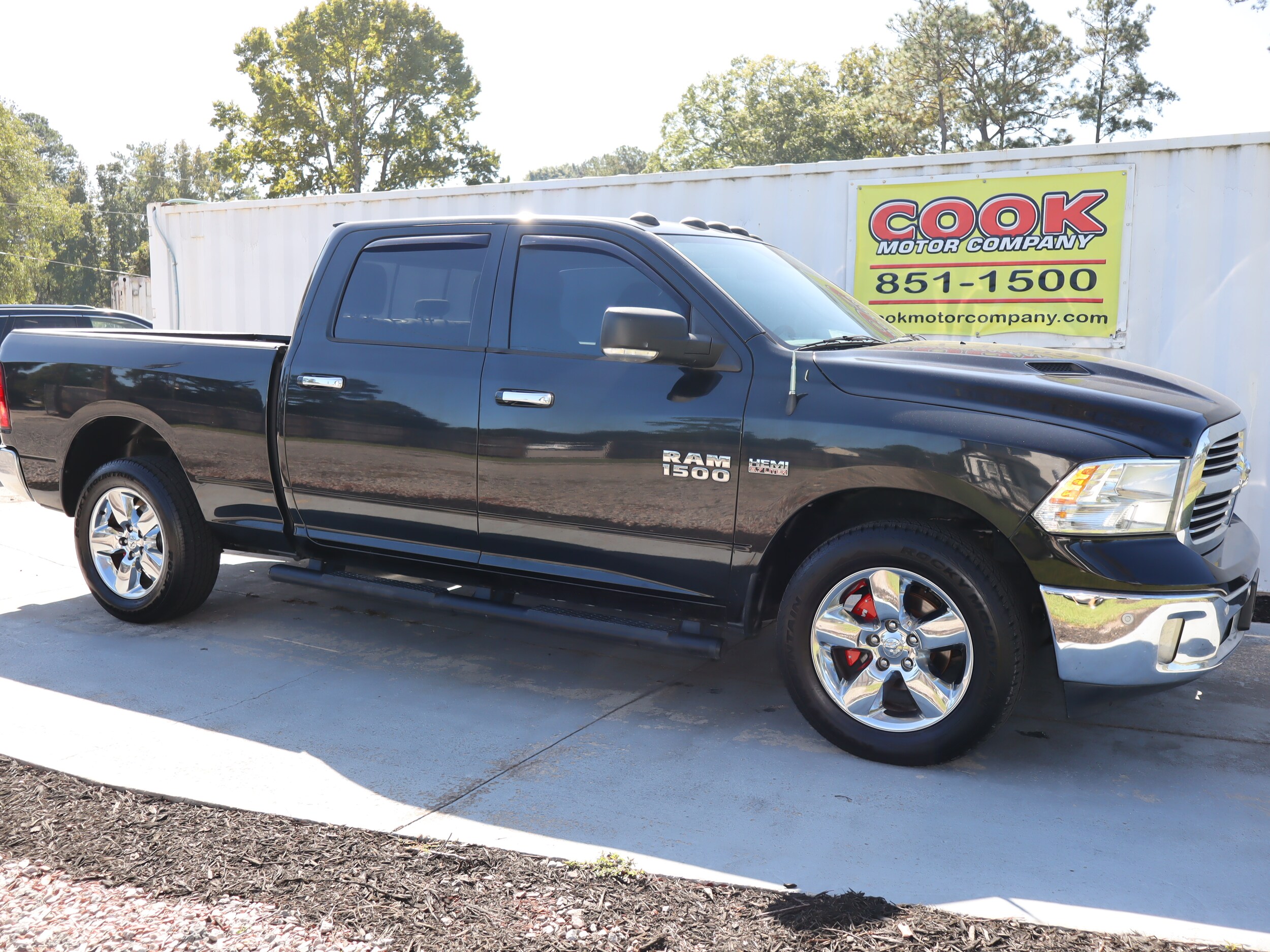 2018 Ram 1500 Big Horn photo 3