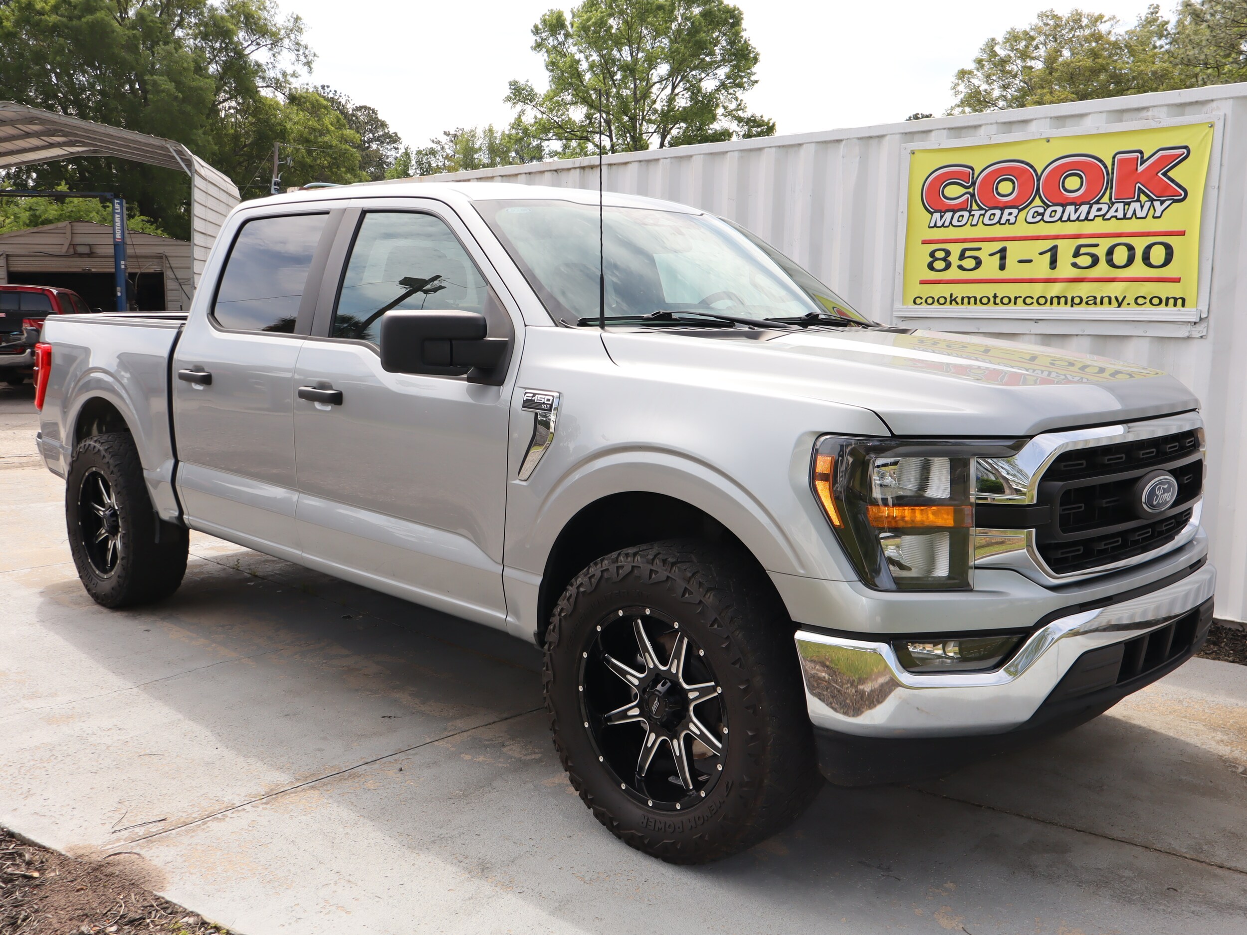 2023 Ford F-150 XLT SUPER CREW - 2
