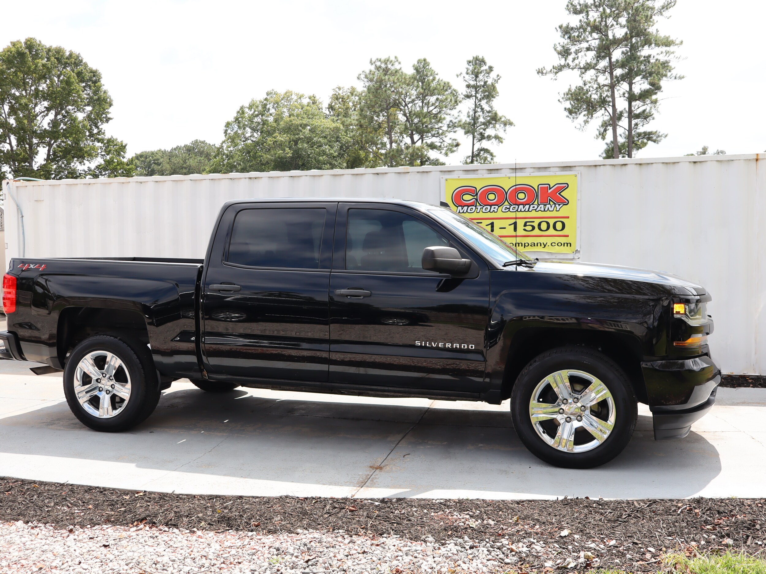 2018 Chevrolet Silverado 1500 Silverado Custom 4x4 Crew - 3