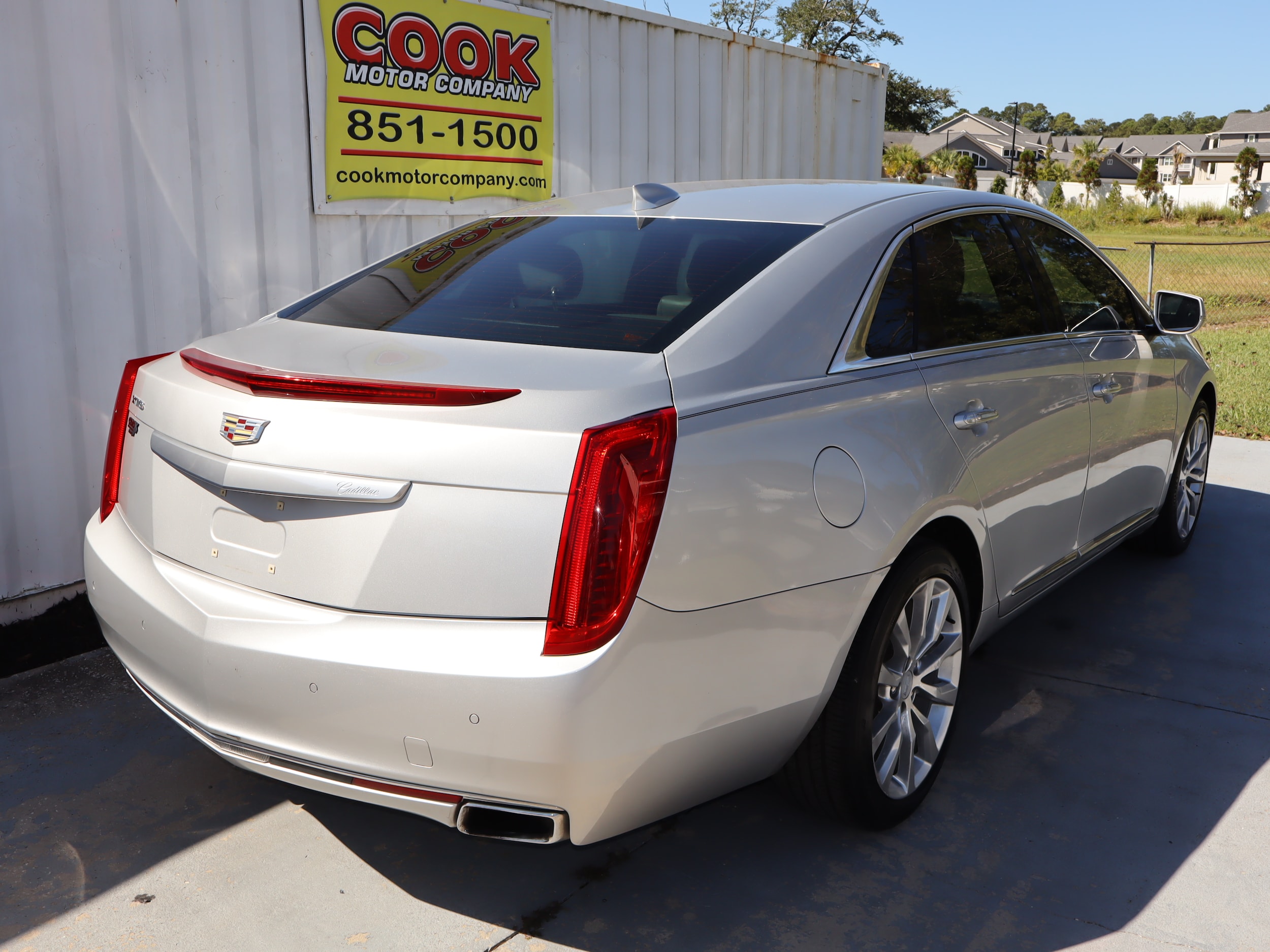 2017 CADILLAC XTS Luxury - 8