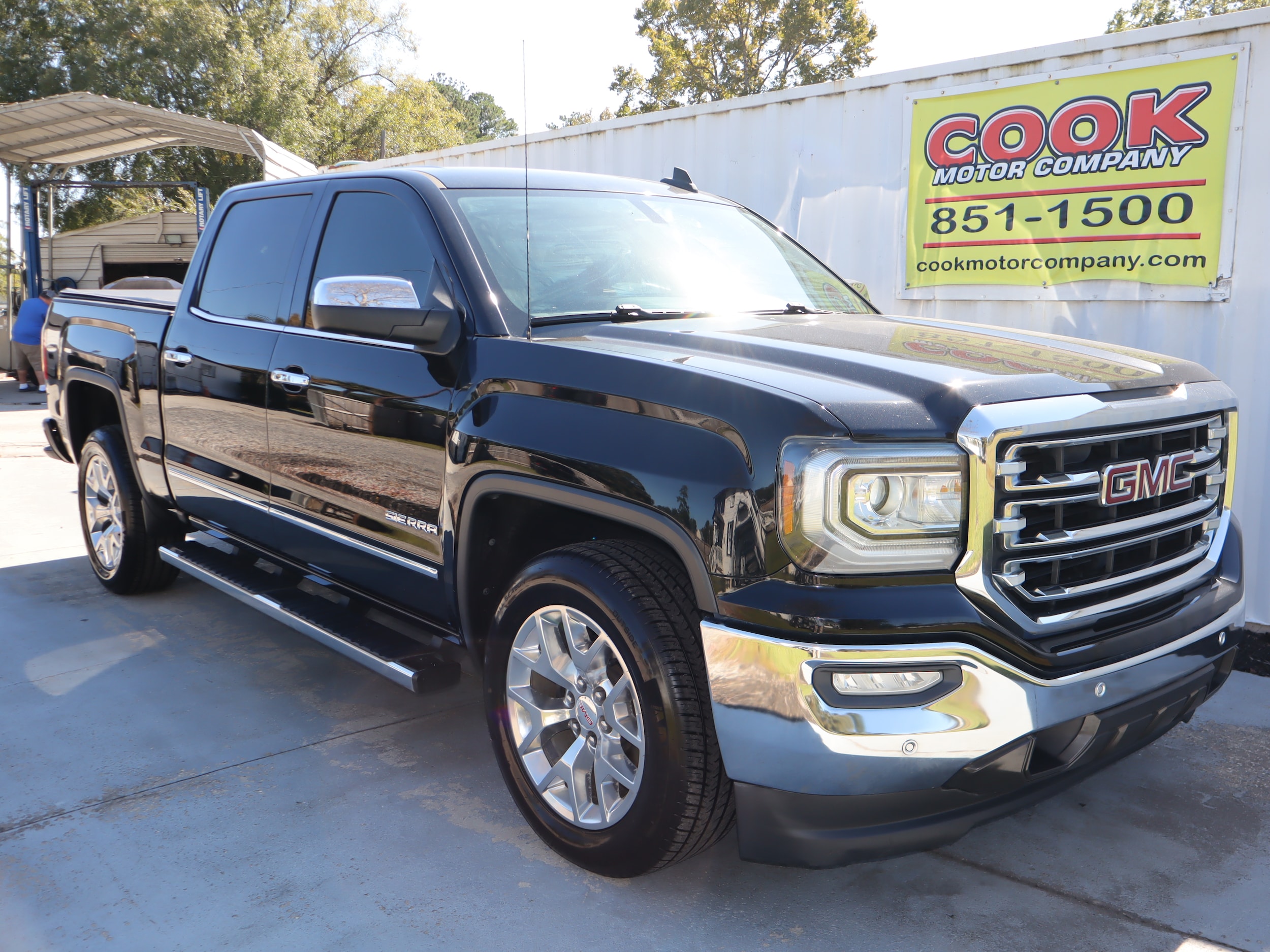 2018 GMC Sierra 1500 SLT CREW CAB - 0