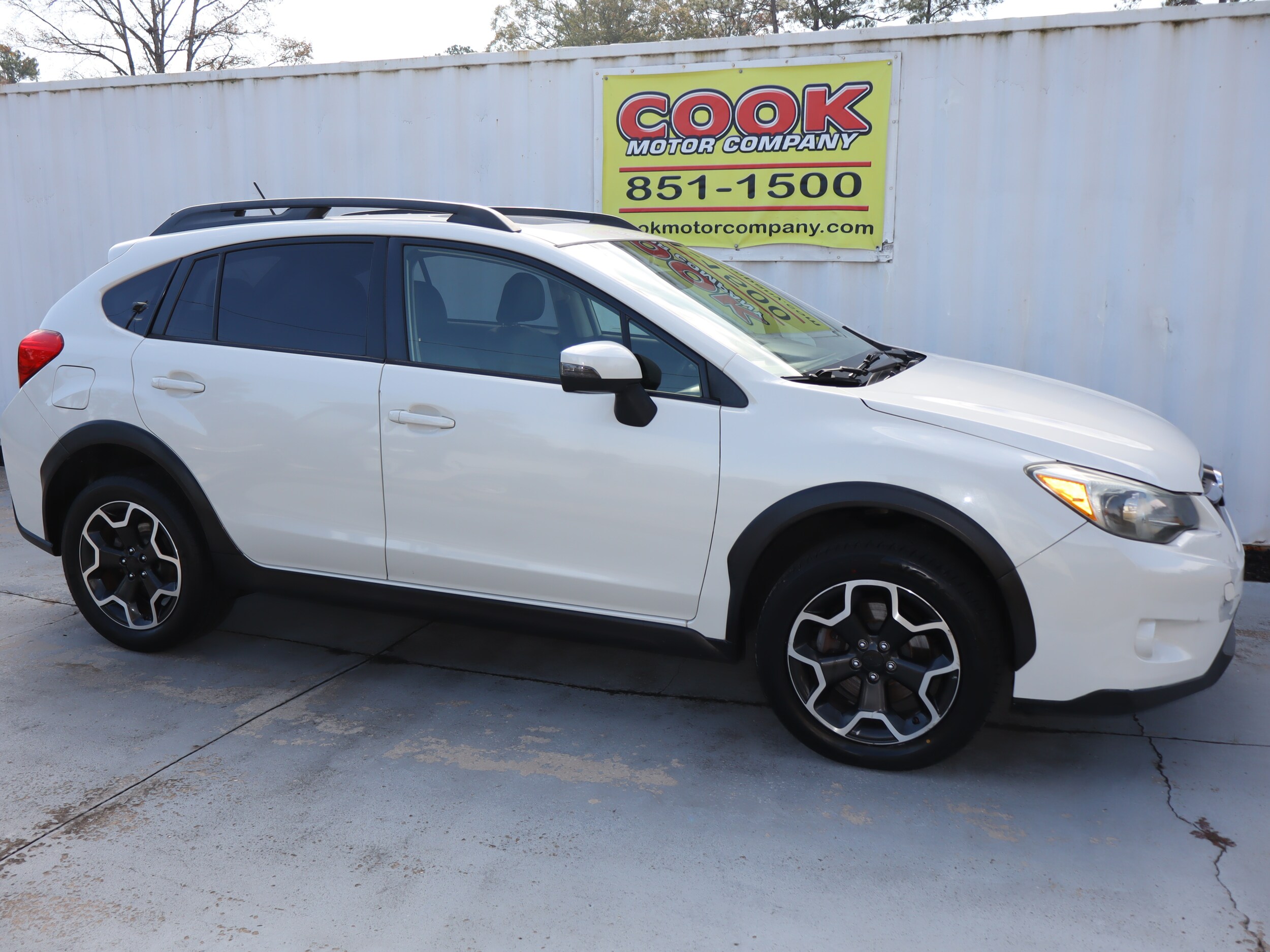 2015 Subaru Crosstrek 2.0i Limited photo 2