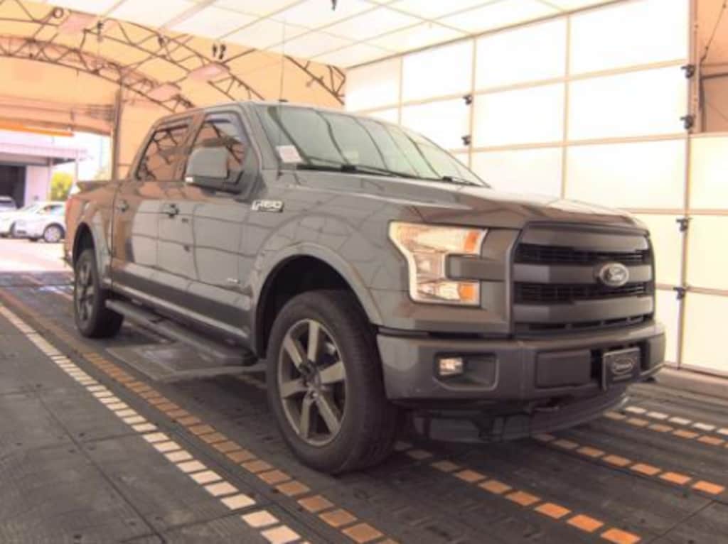 Used 2016 Ford F-150 SUPER CREW LARIAT FX4 4X4 Truck SuperCrew Cab