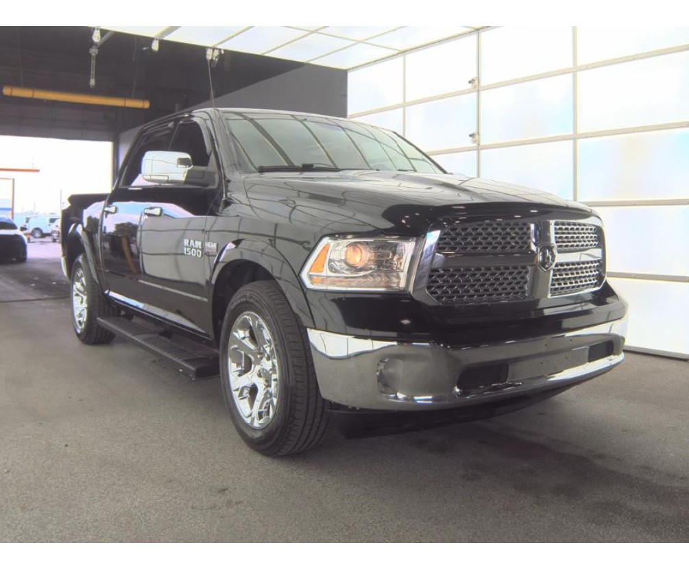 2018 Ram 1500 Laramie photo 3
