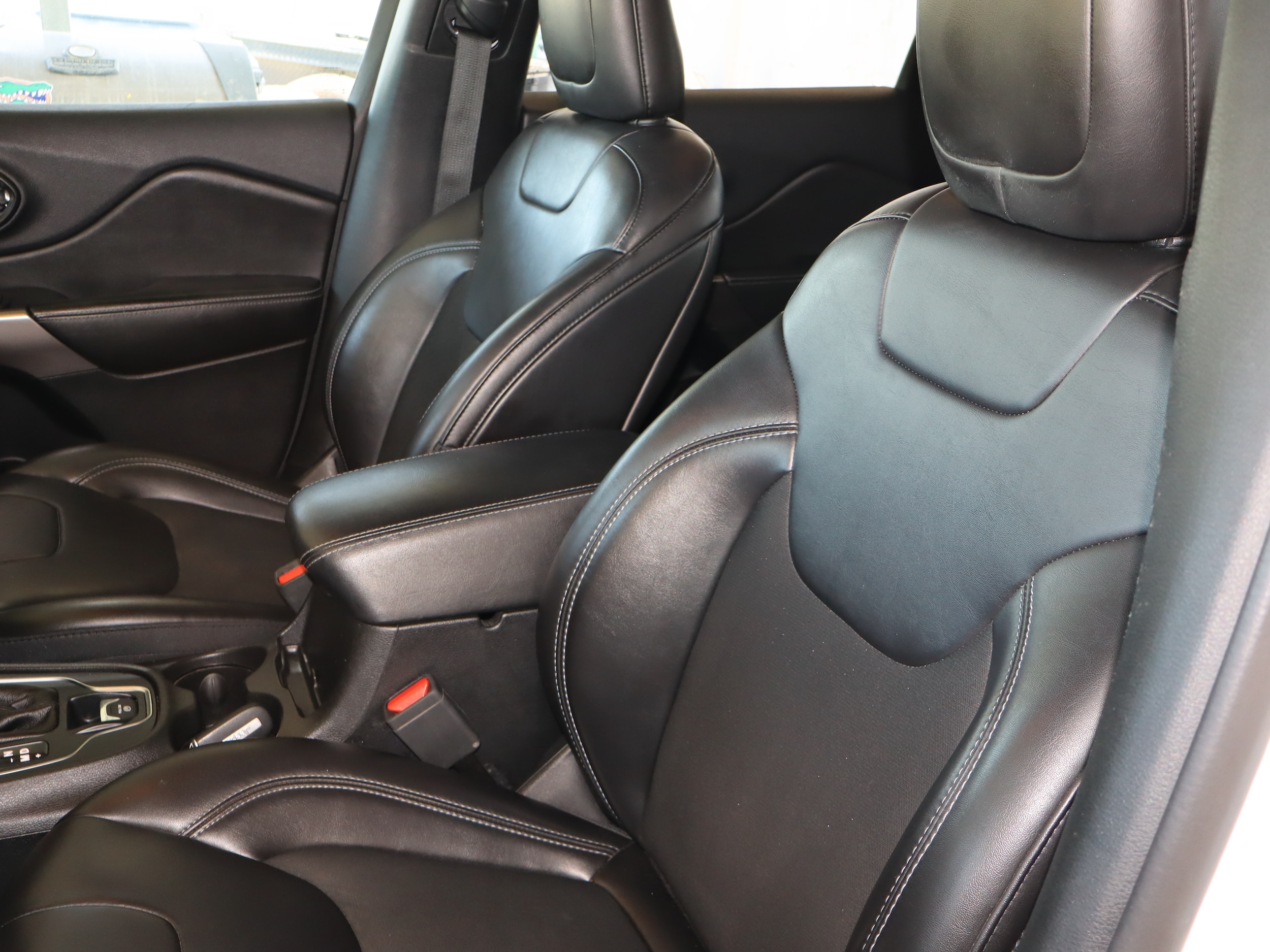 2019 Jeep Cherokee Latitude Plus - Photo 15