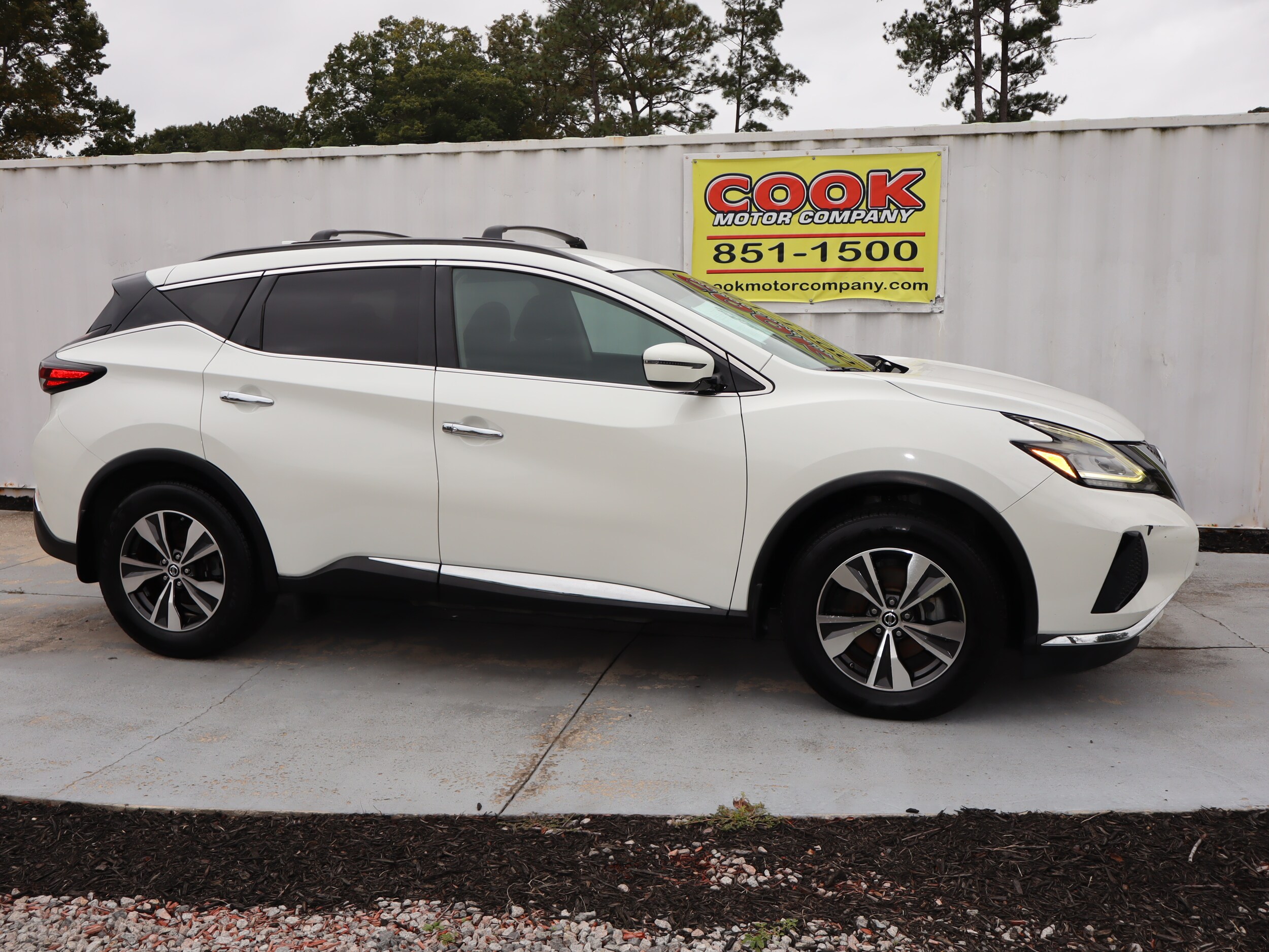 2019 Nissan Murano SV photo 3