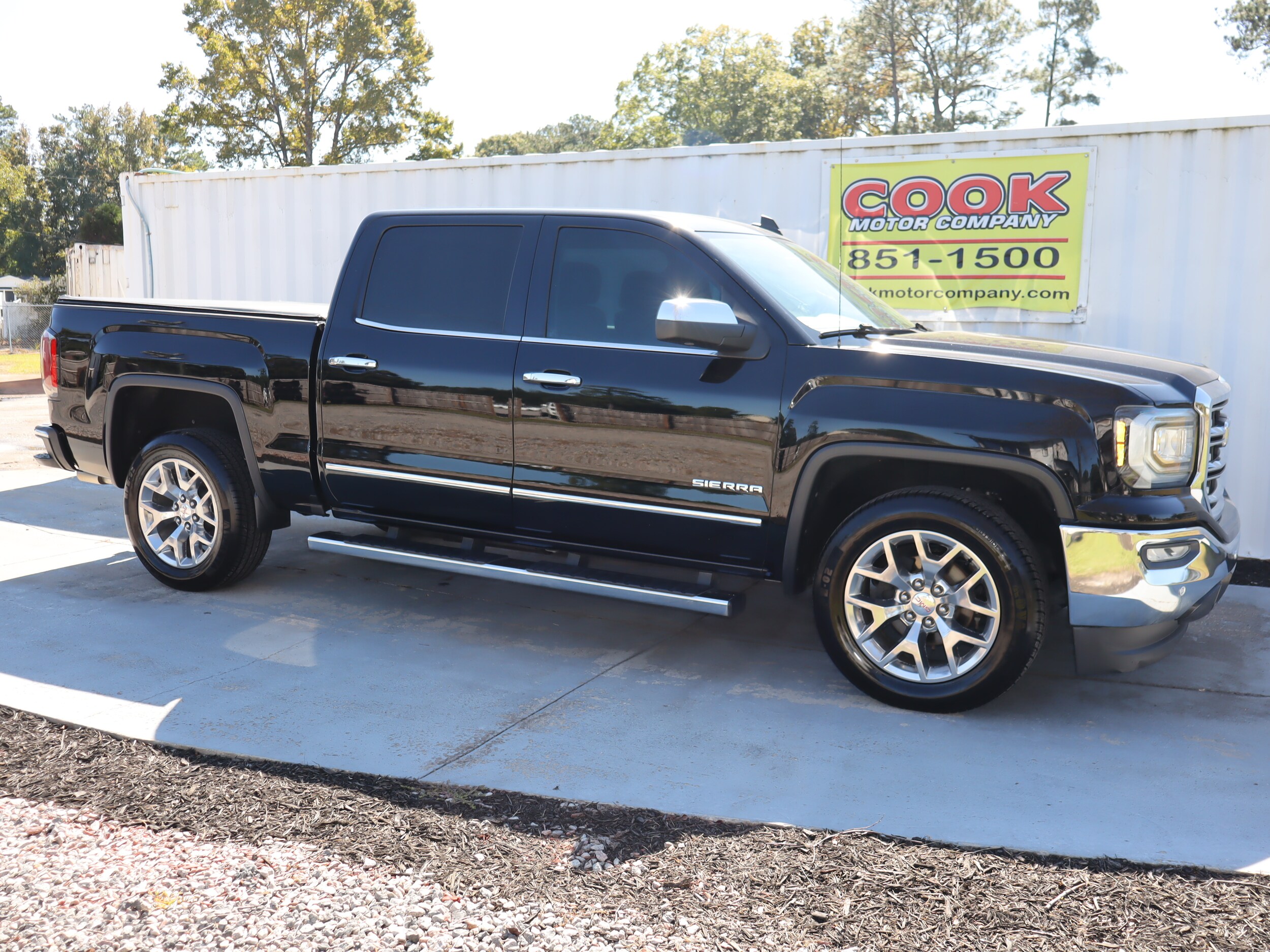 2018 Gmc Sierra 1500 SLT photo 4