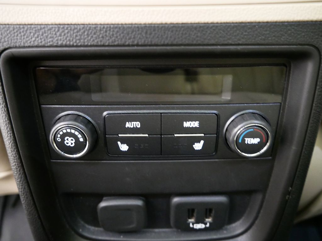 Thumbnail: 2019 Buick Envision - 23