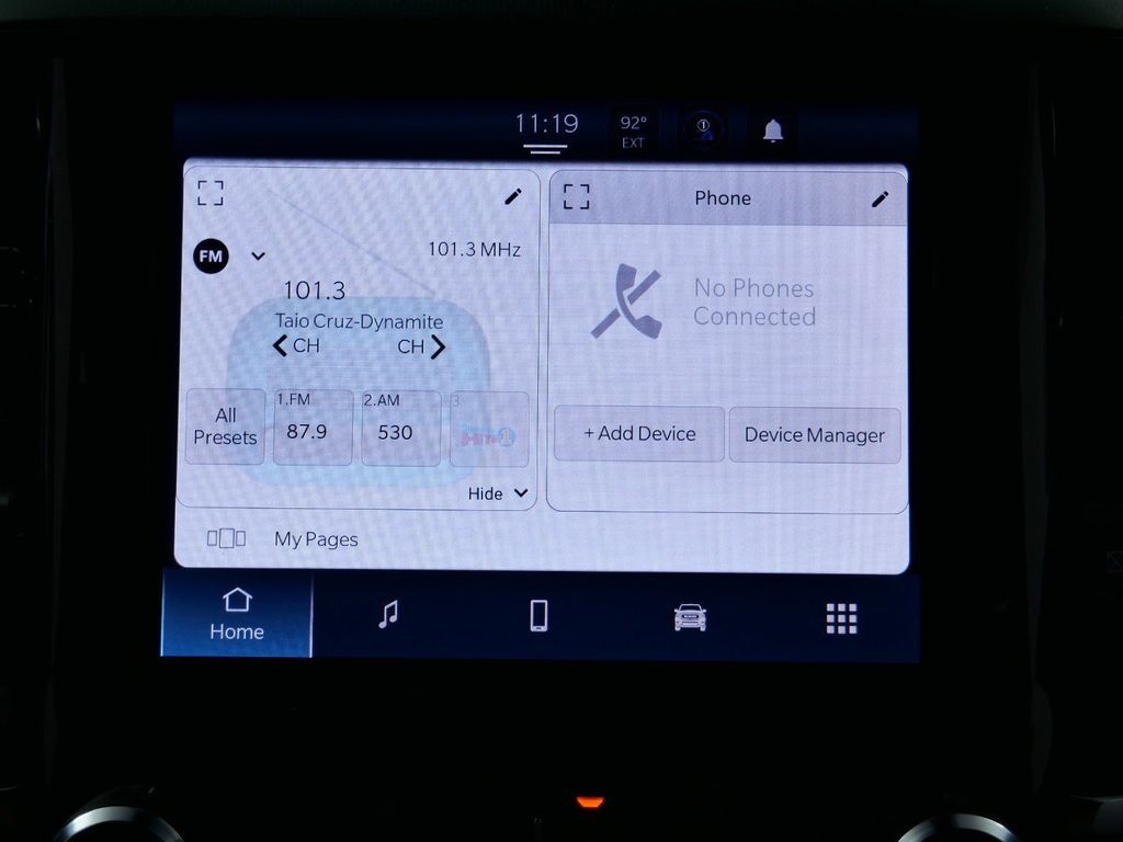 Thumbnail: 2025 RAM 1500 - 42