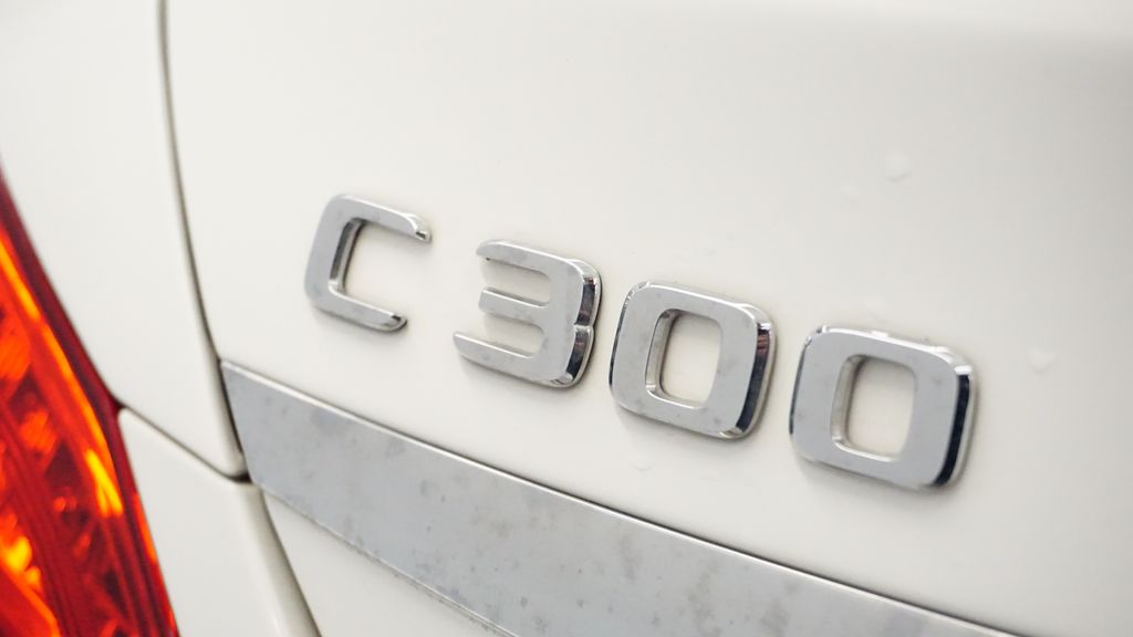 Thumbnail: 2018 Mercedes-Benz C-Class - 13