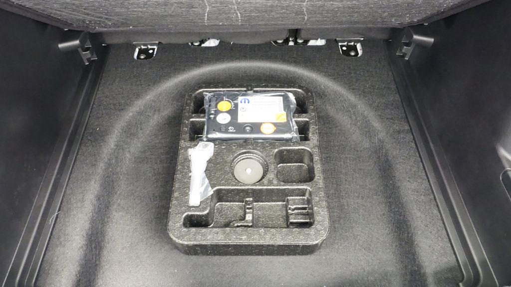 Thumbnail: 2026 Jeep Compass - 24