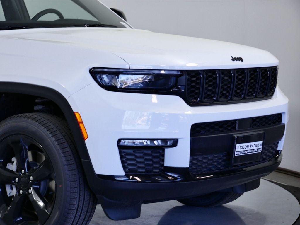 Thumbnail: 2025 Jeep Grand Cherokee L - 3