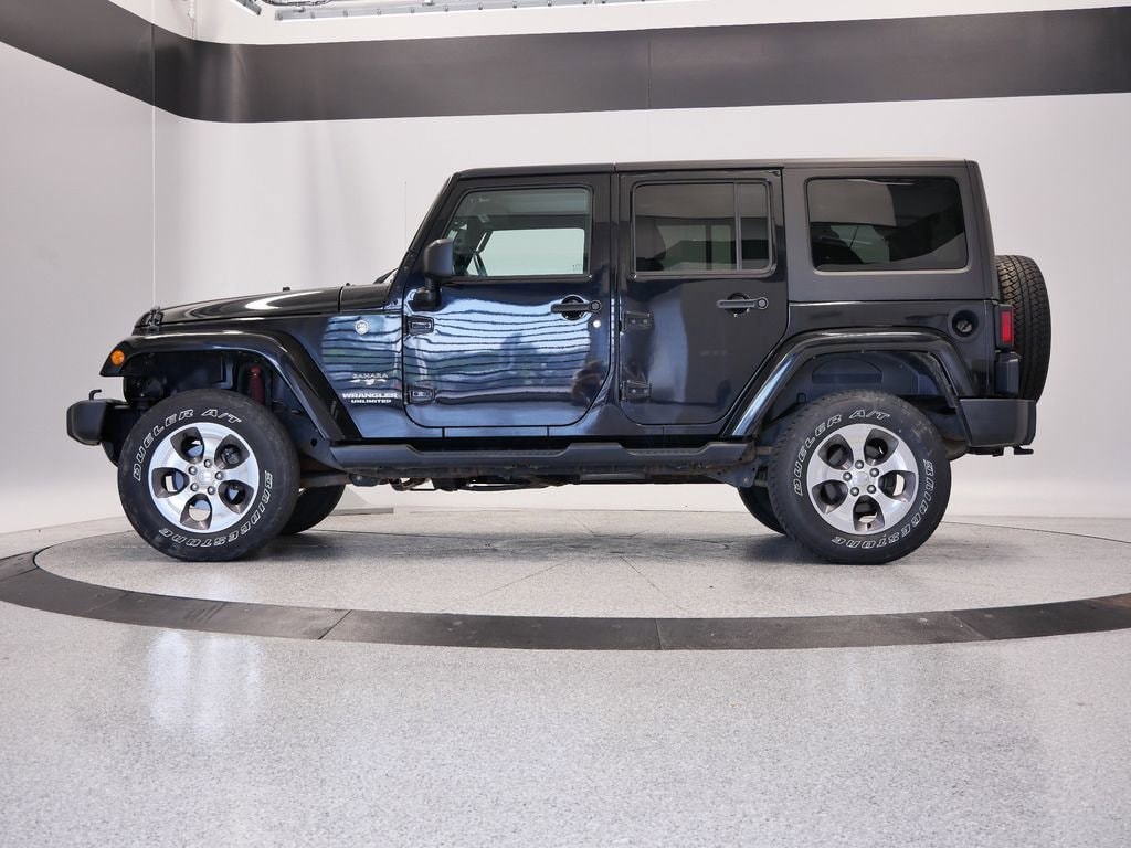 Thumbnail: 2016 Jeep Wrangler - 2