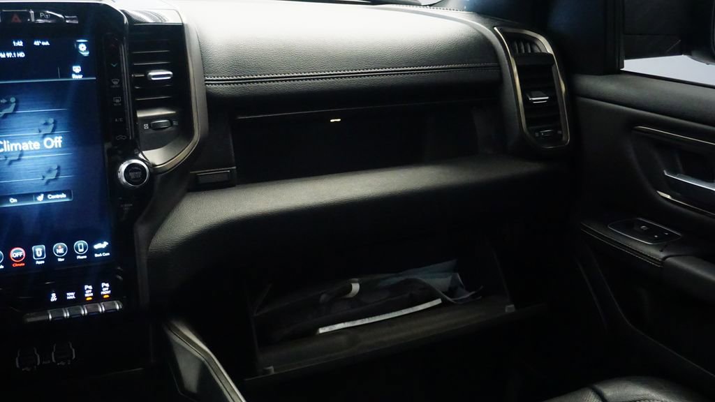 Thumbnail: 2020 RAM 1500 - 21