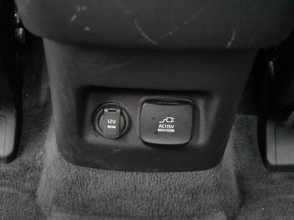 Thumbnail: 2024 Kia Telluride - 19