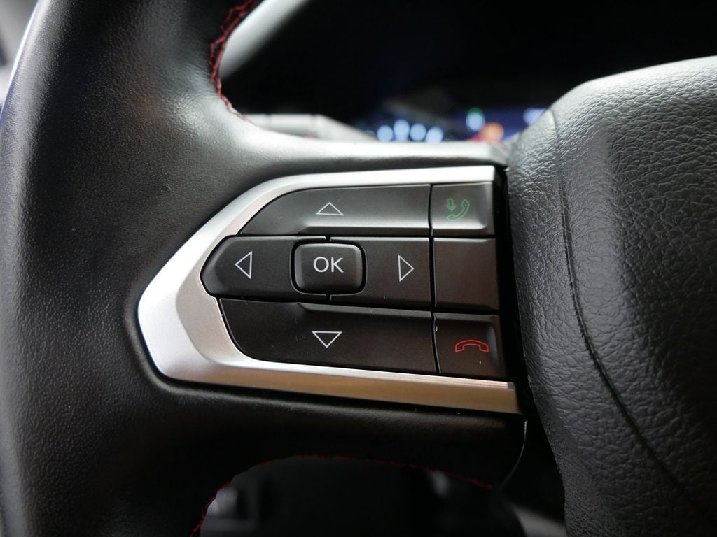 Thumbnail: 2022 Jeep Compass - 24