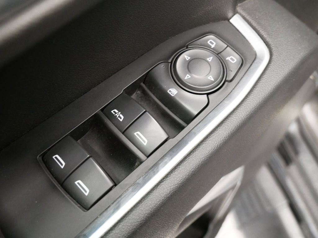 Thumbnail: 2022 Chevrolet Silverado 1500 - 34