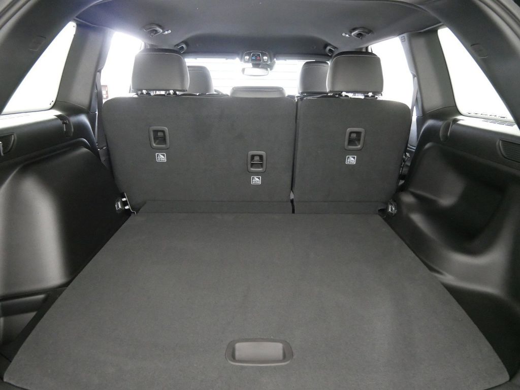 Thumbnail: 2024 Jeep Grand Cherokee - 28